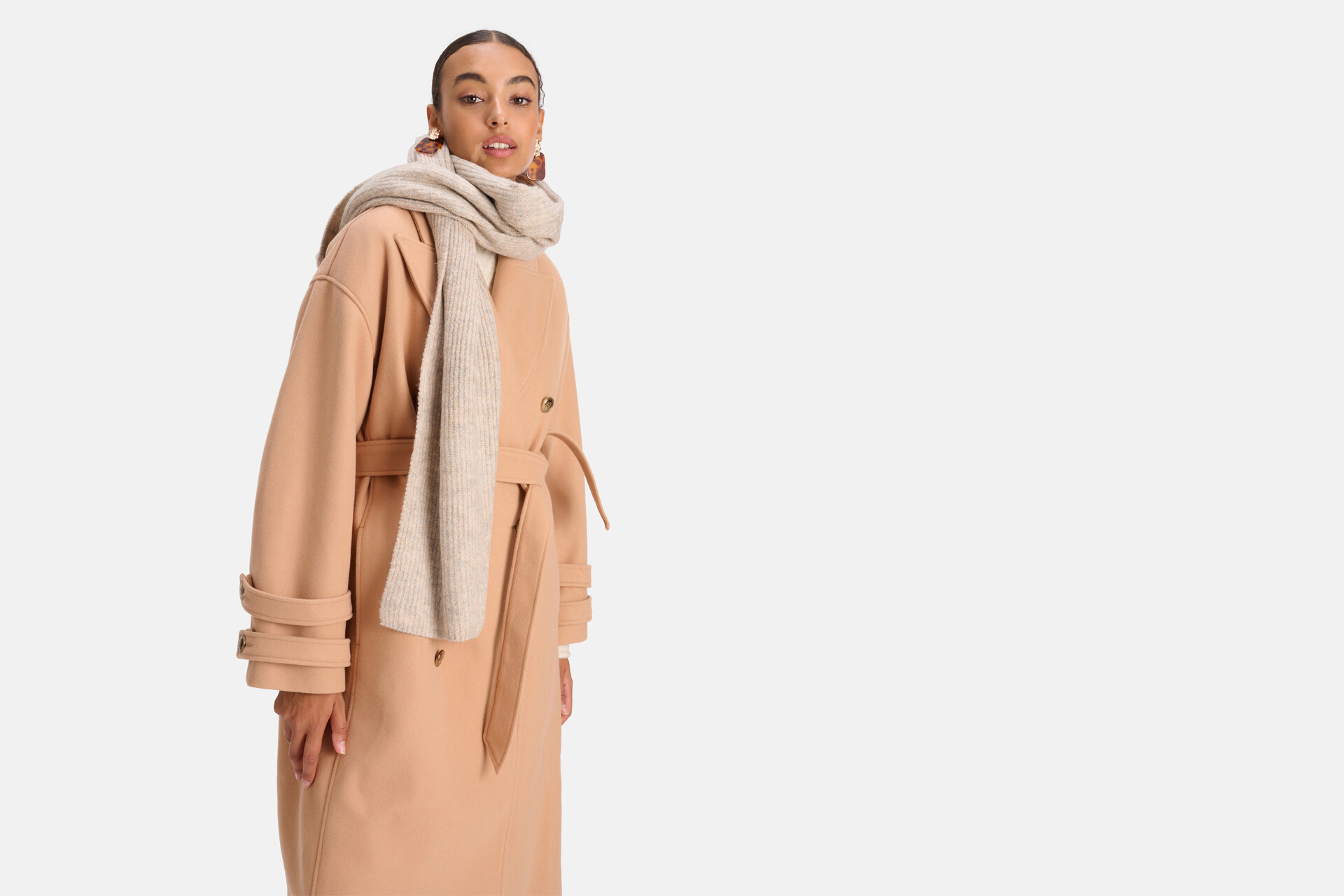 Gebreide Sjaal Beige SHOEBY ACCESSOIRES
