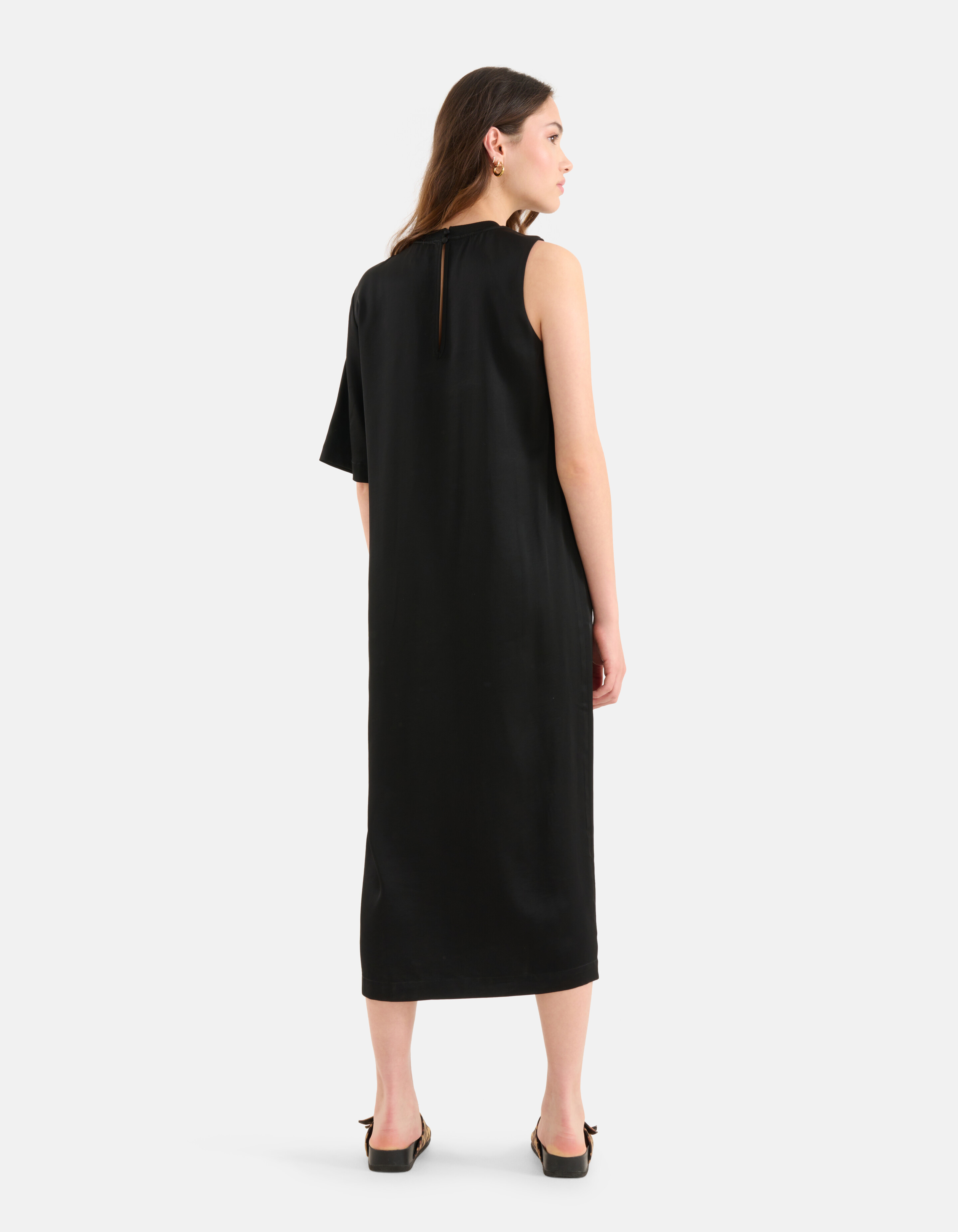Satijnen T-shirt Jurk Zwart SHOEBY WOMEN