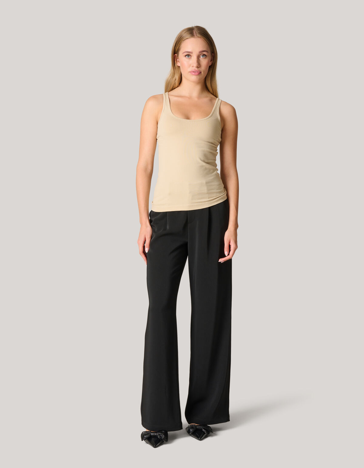 Basis Tanktop Beige SHOEBY WOMEN