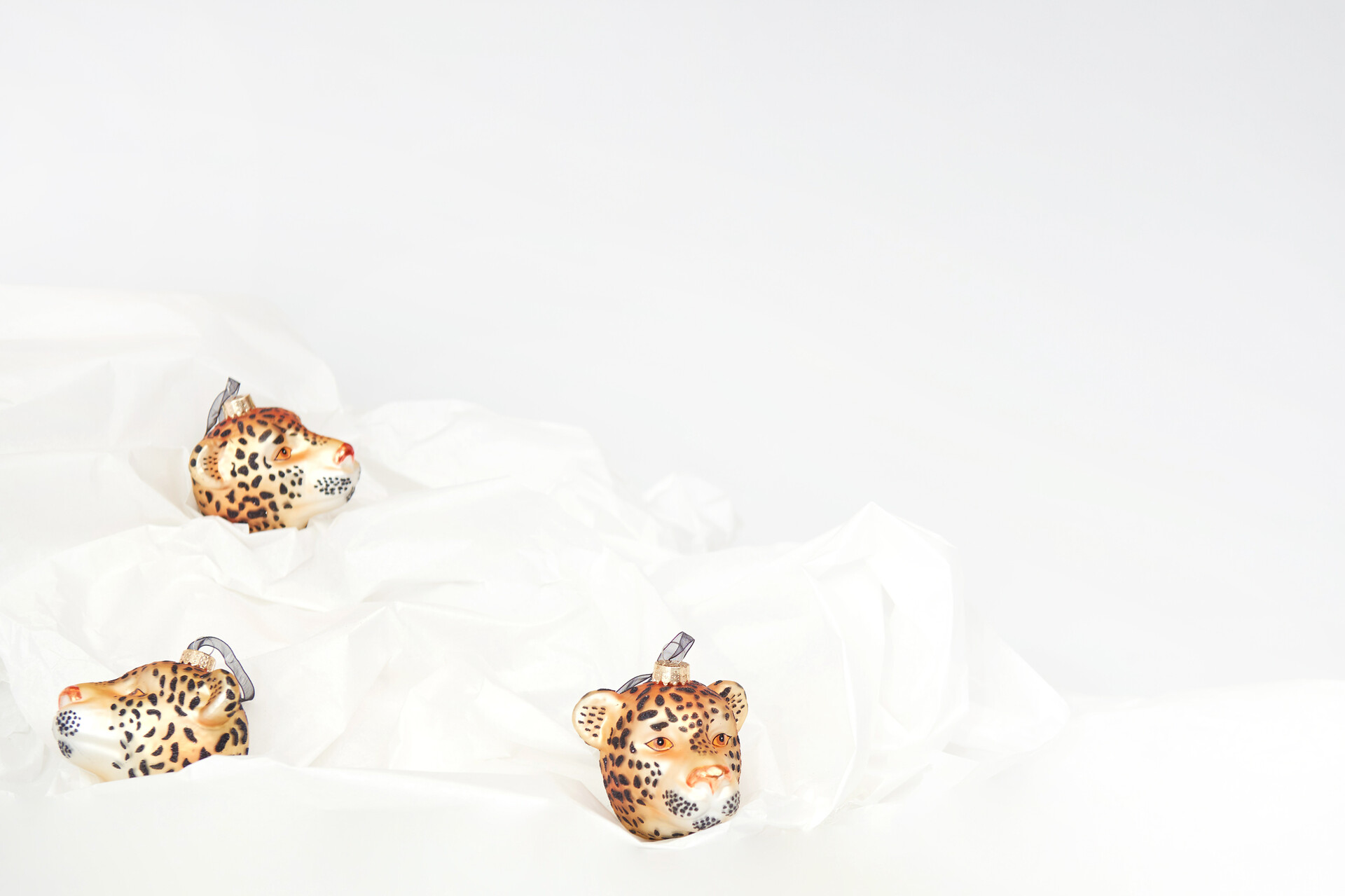 Leopard Head Kerstbal by Fred van Leer