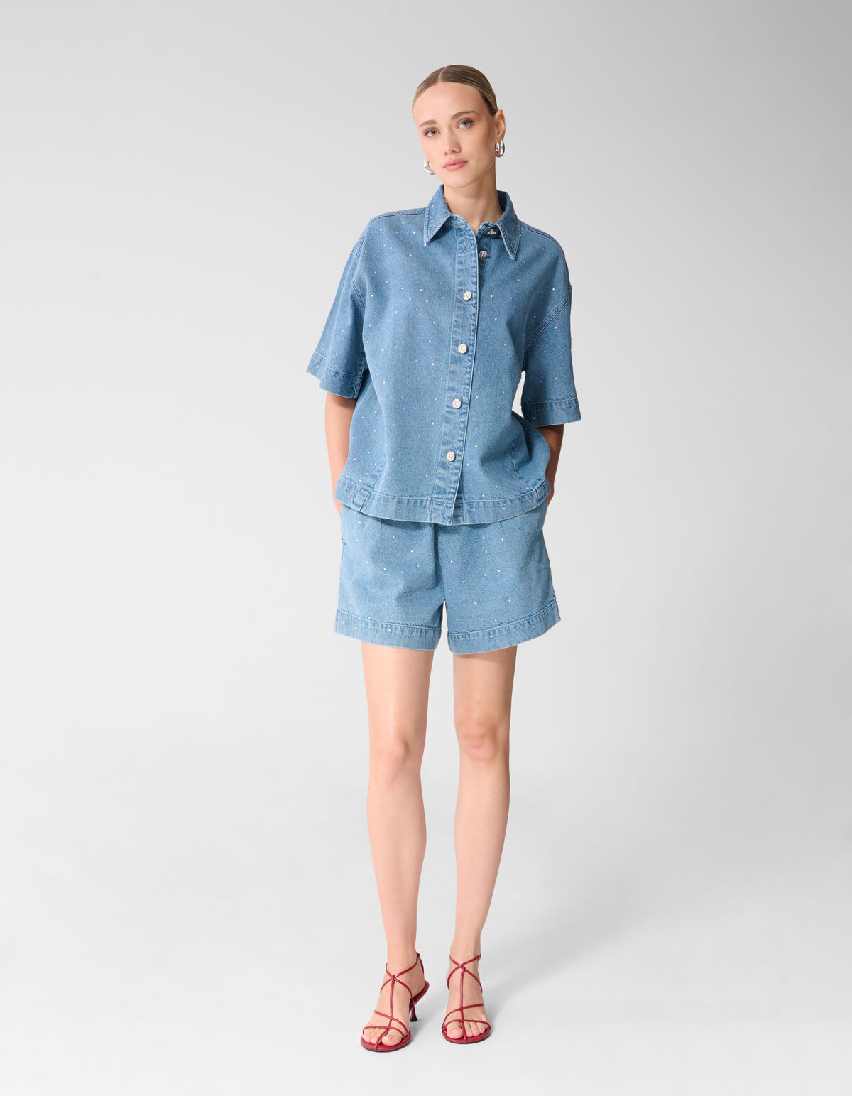 Oversized Fit Strass Denim Blouse Blauw SHOEBY WOMEN
