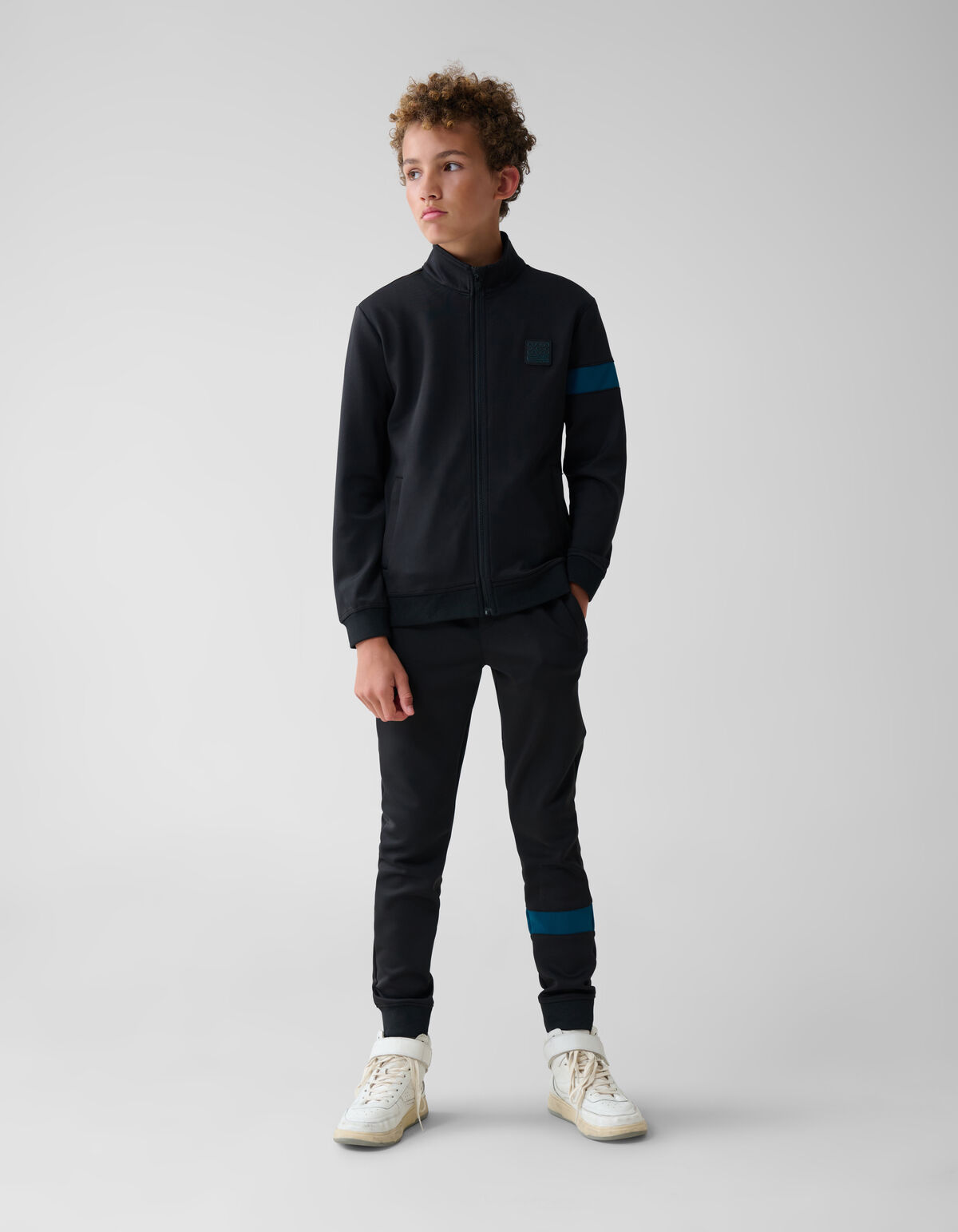 Label Cardigan Zwart SHOEBY BOYS