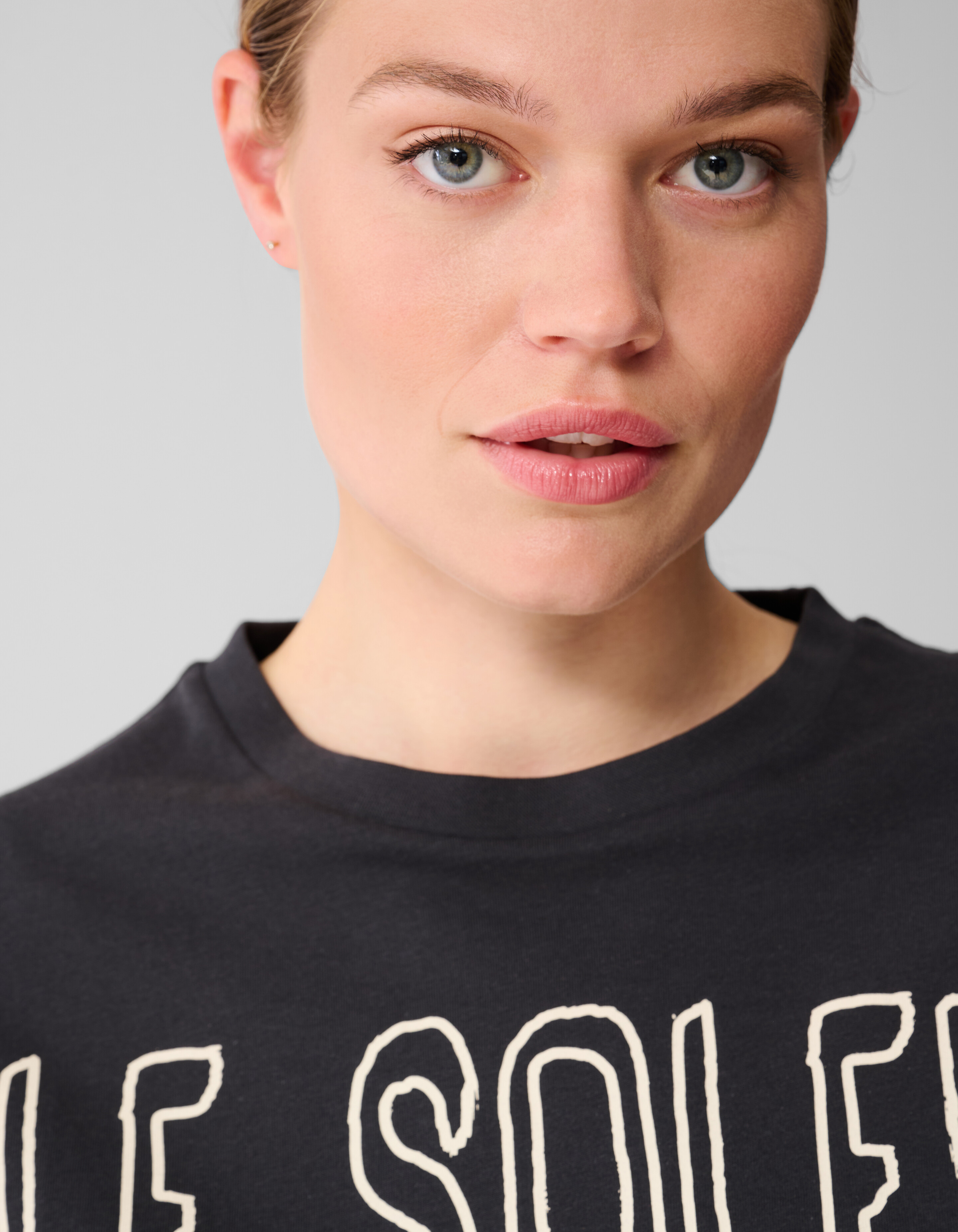 Le Soleil Artwork T-shirt Donkergrijs SHOEBY WOMEN