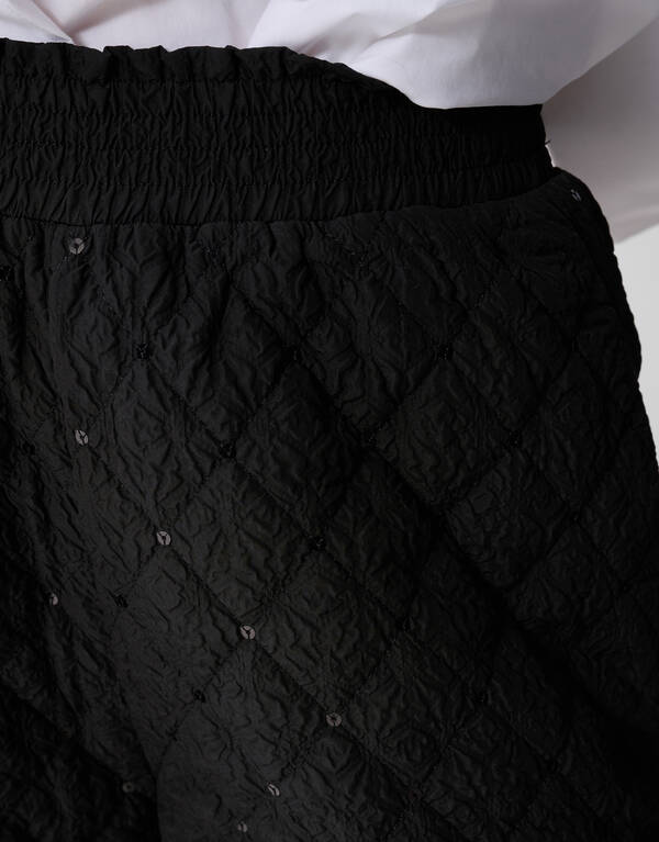 Quilted Embellished Short Zwart SHOEBY WOMEN