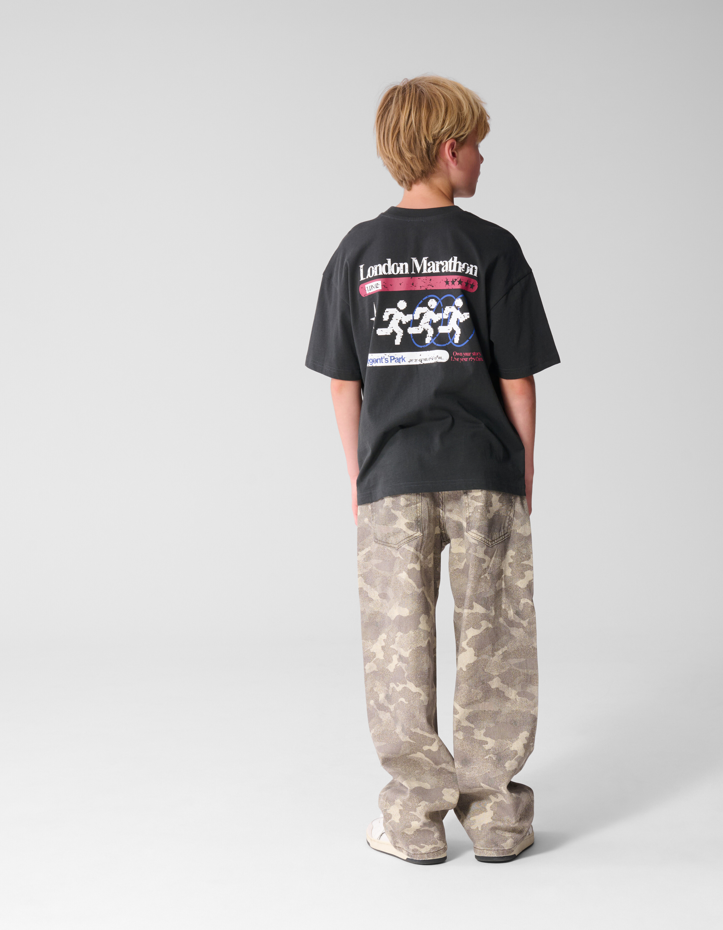 Camo Baggy Fit Jeans Lichtbruin SHOEBY BOYS