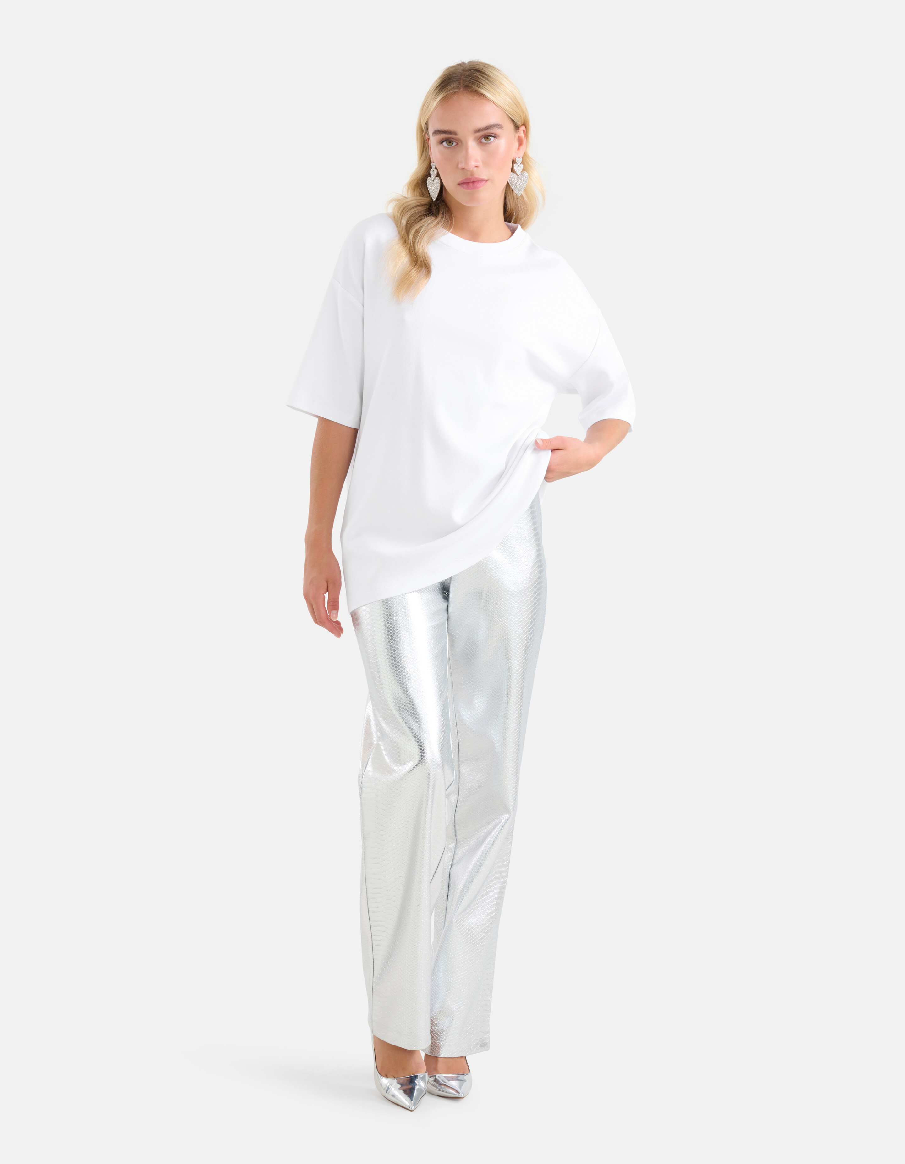 Oversized T-shirt Wit By Monica SHOEBY WOMEN
