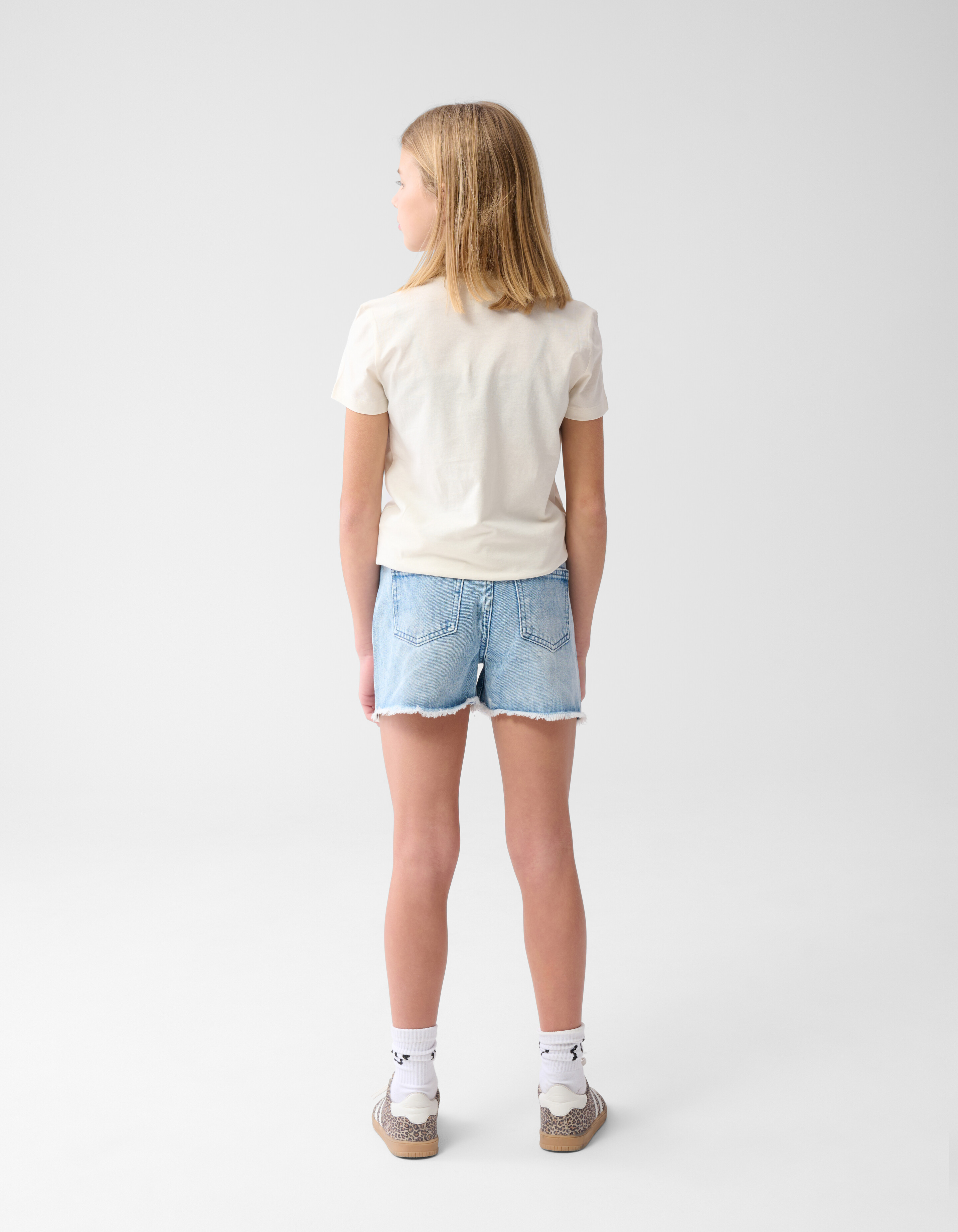 Destroy Denim Short Bleached SHOEBY GIRLS