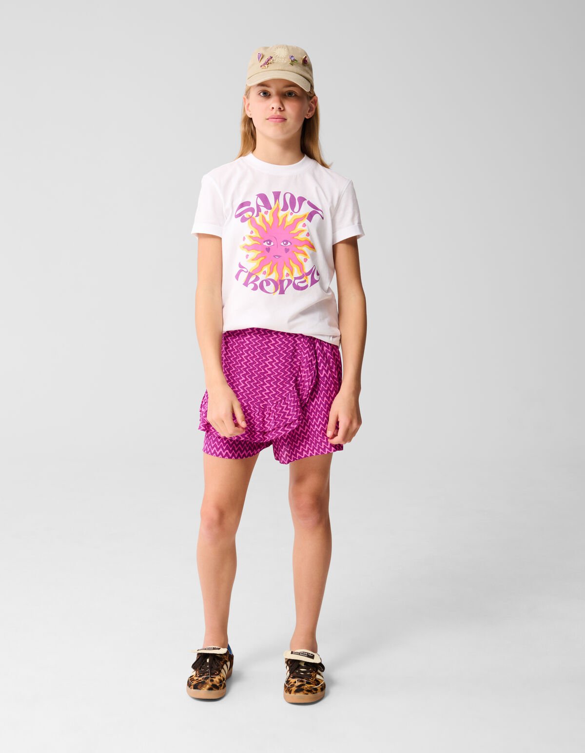 Saint Topez Artwork T-shirt Wit SHOEBY GIRLS