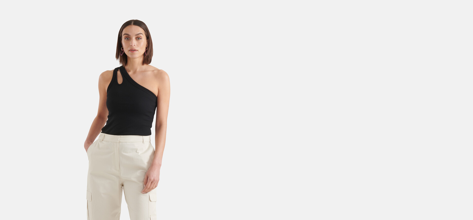 Asymmetrische Cut Out Top Zwart SHOEBY WOMEN