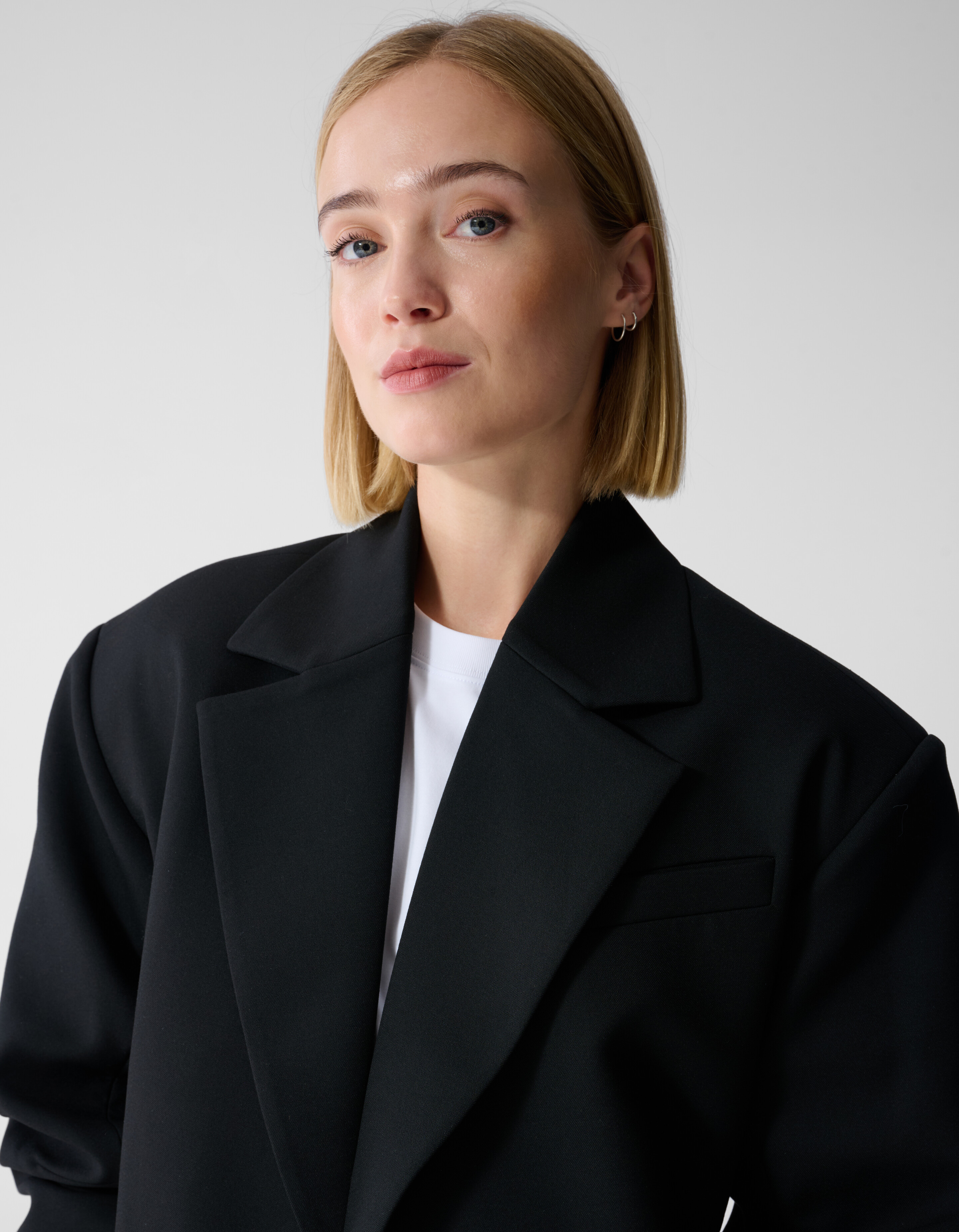 Oversized Shoulder Blazer Zwart By Lonneke SHOEBY WOMEN