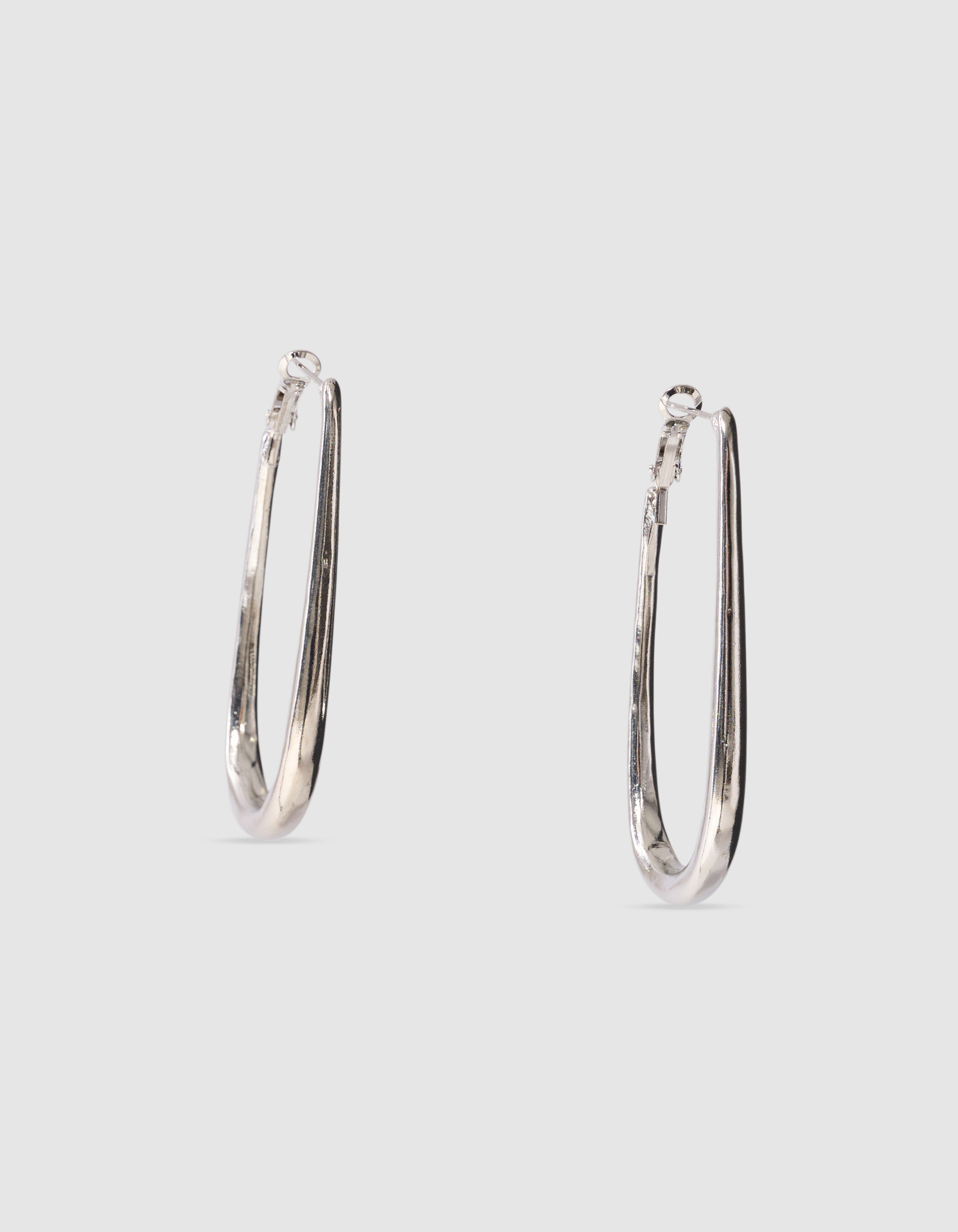 Rounded Square Oorbellen Zilver SHOEBY ACCESSOIRES
