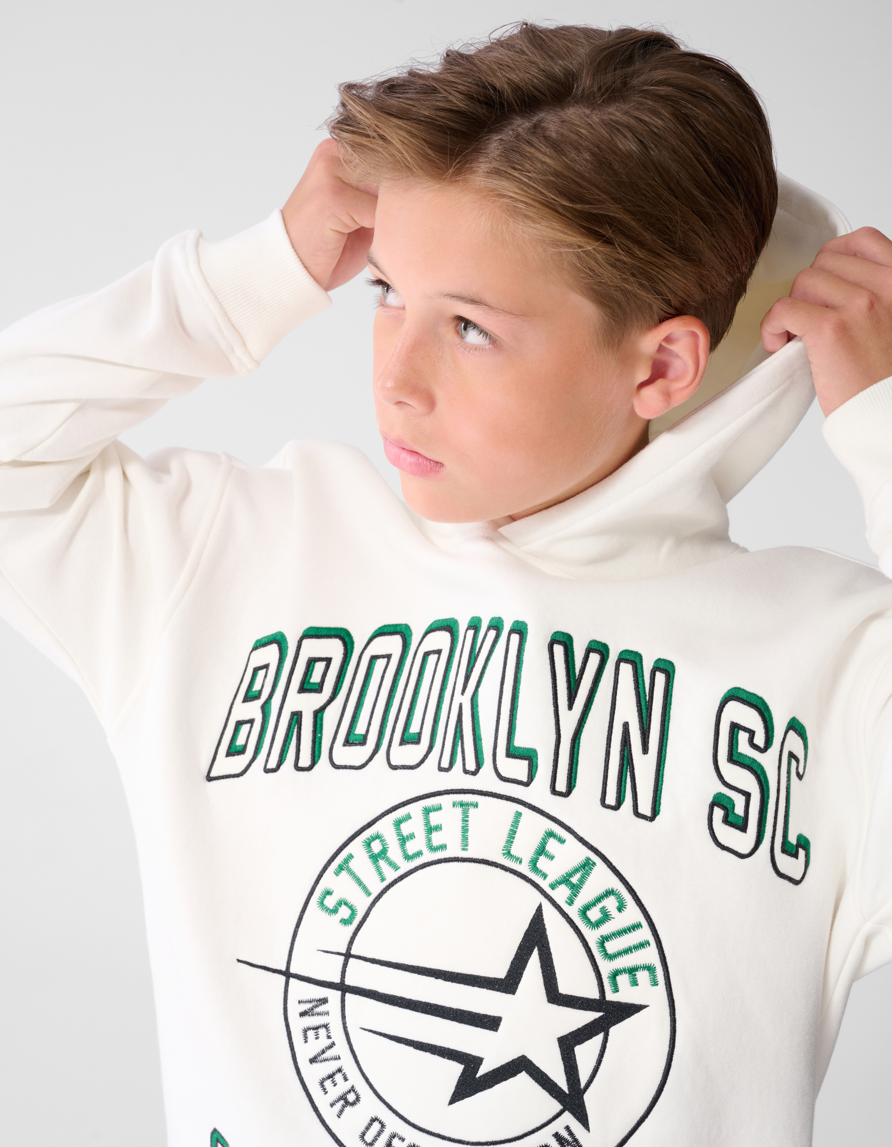 Brooklyn Oversized Hoodie Wit SHOEBY BOYS
