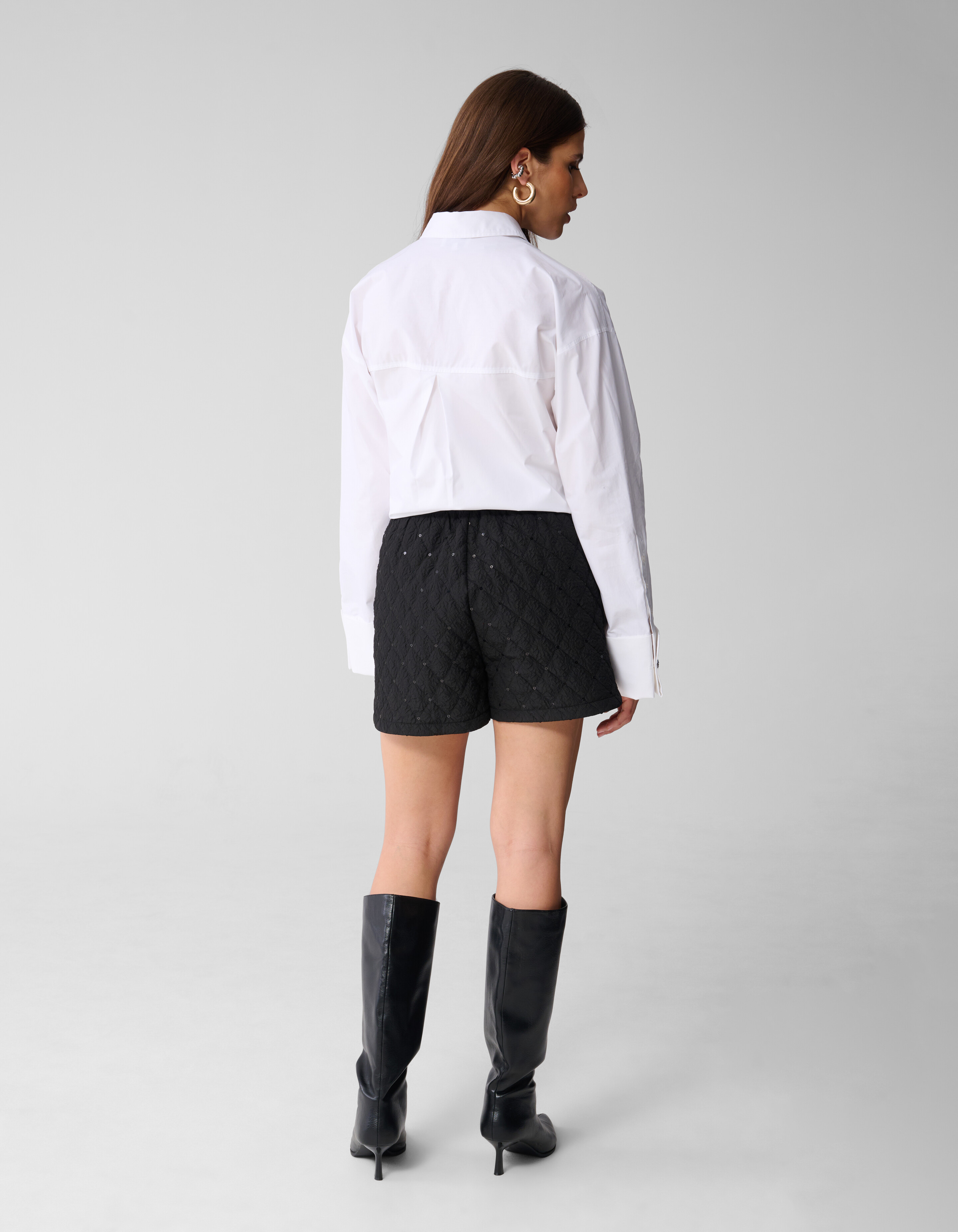 Quilted Embellished Short Zwart SHOEBY WOMEN