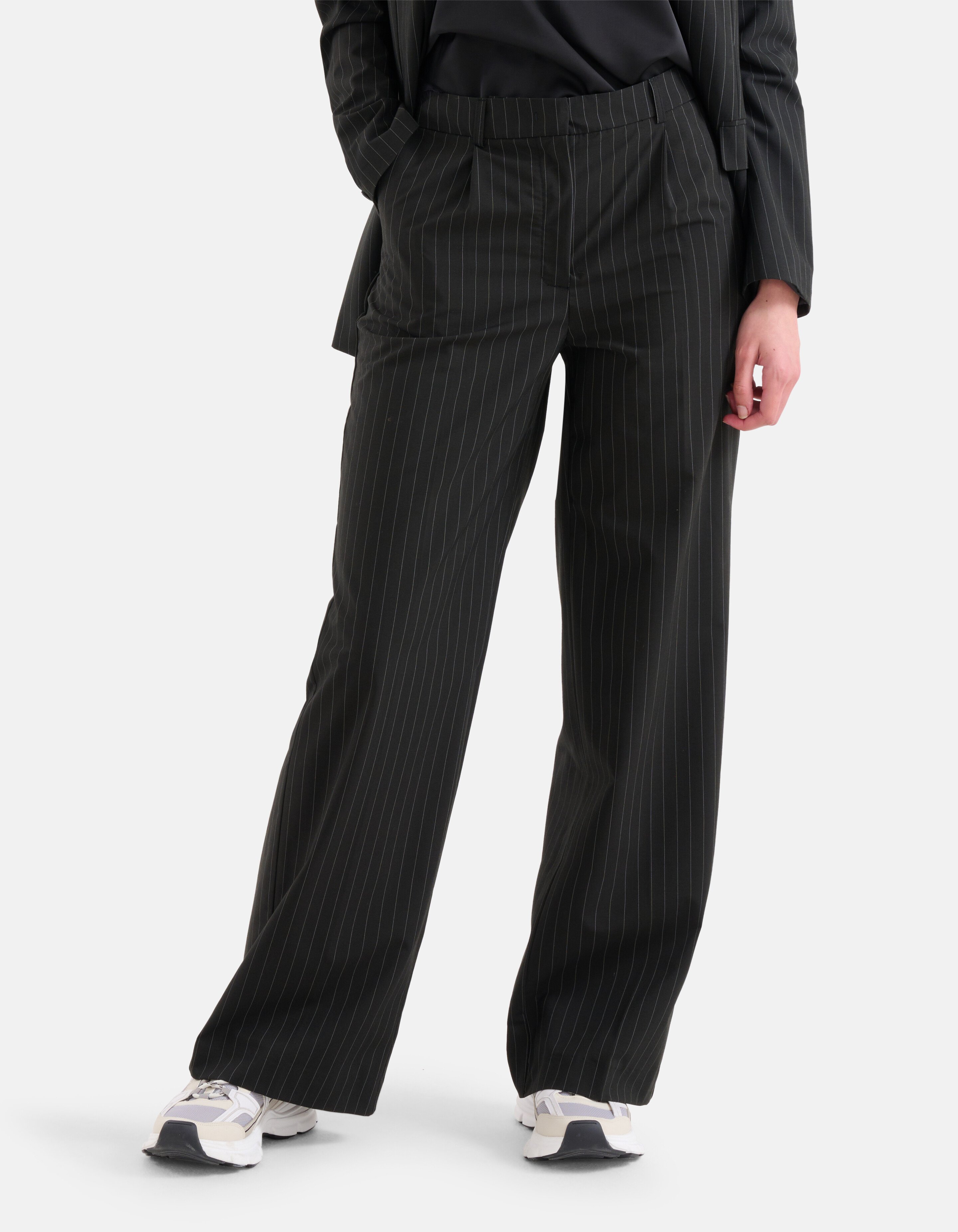 Loose Fit Pintstripe Pantalon Zwart SHOEBY WOMEN