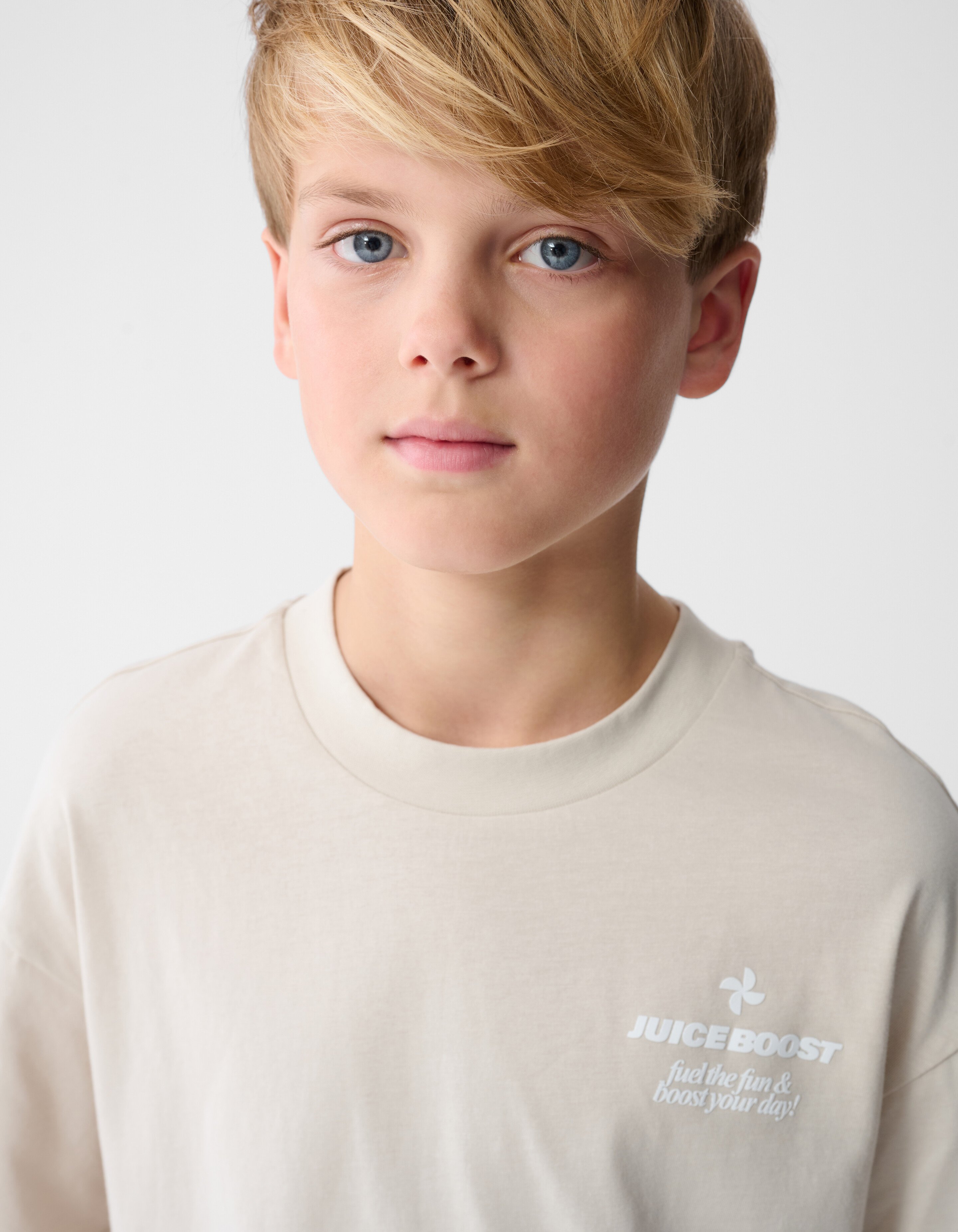 Boost Artwork T-shirt Beige SHOEBY BOYS