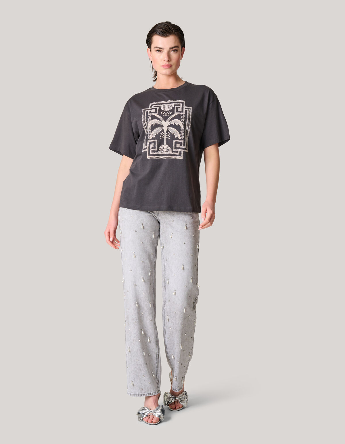Embroidery Puff T-shirt Donkergrijs SHOEBY WOMEN