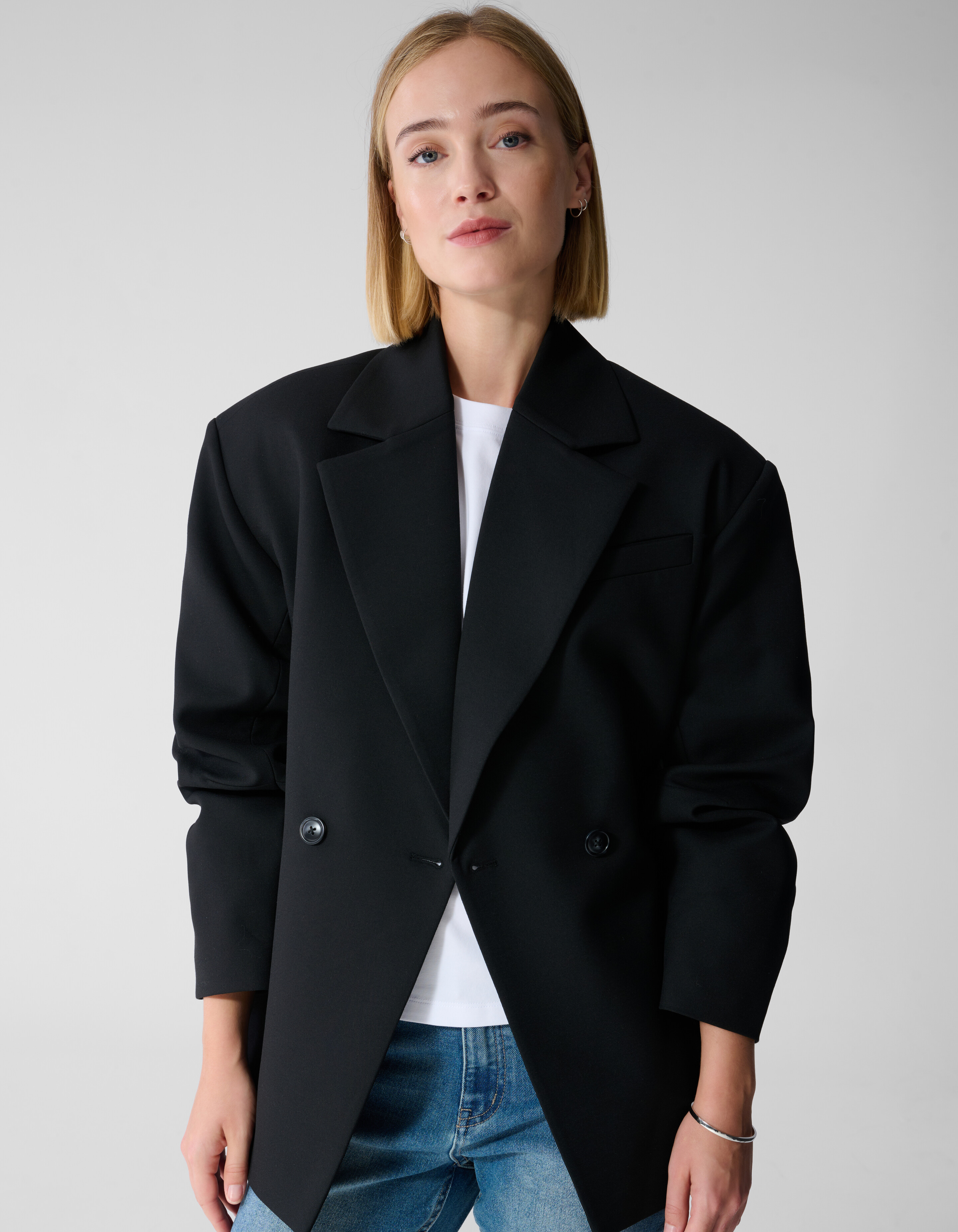 Oversized Shoulder Blazer Zwart By Lonneke SHOEBY WOMEN