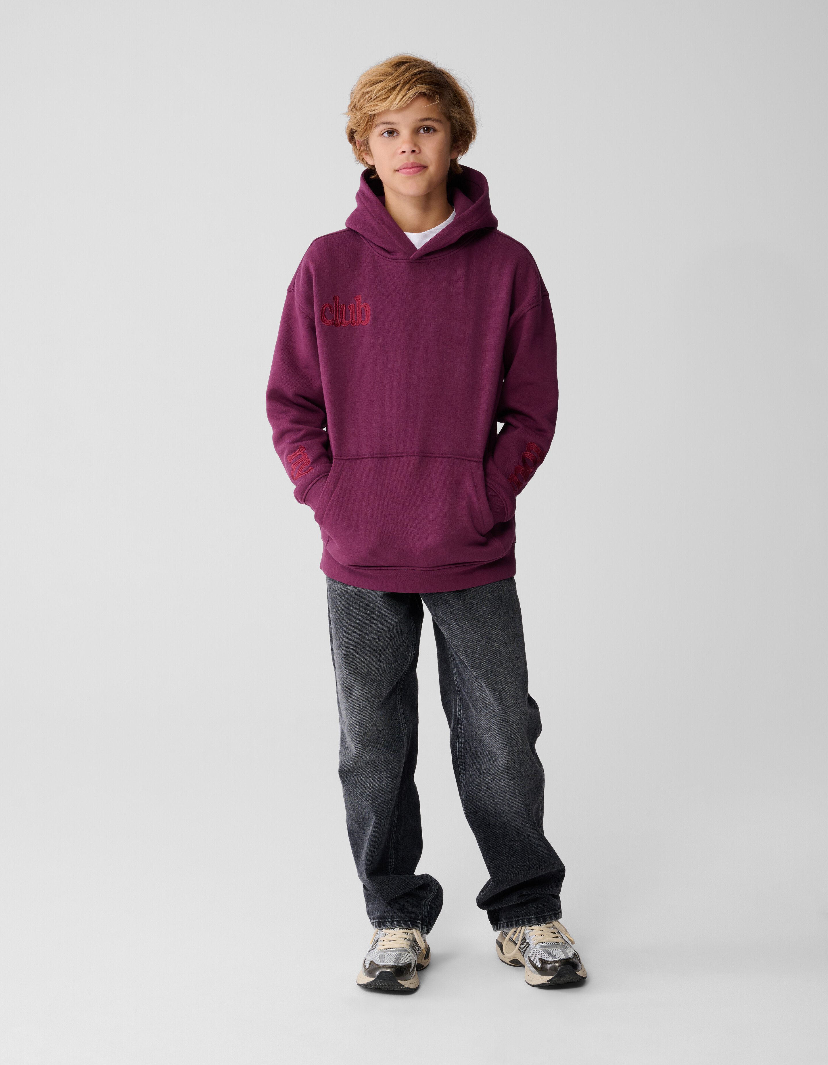 Club Embroidery Hoodie Donkerrood SHOEBY BOYS