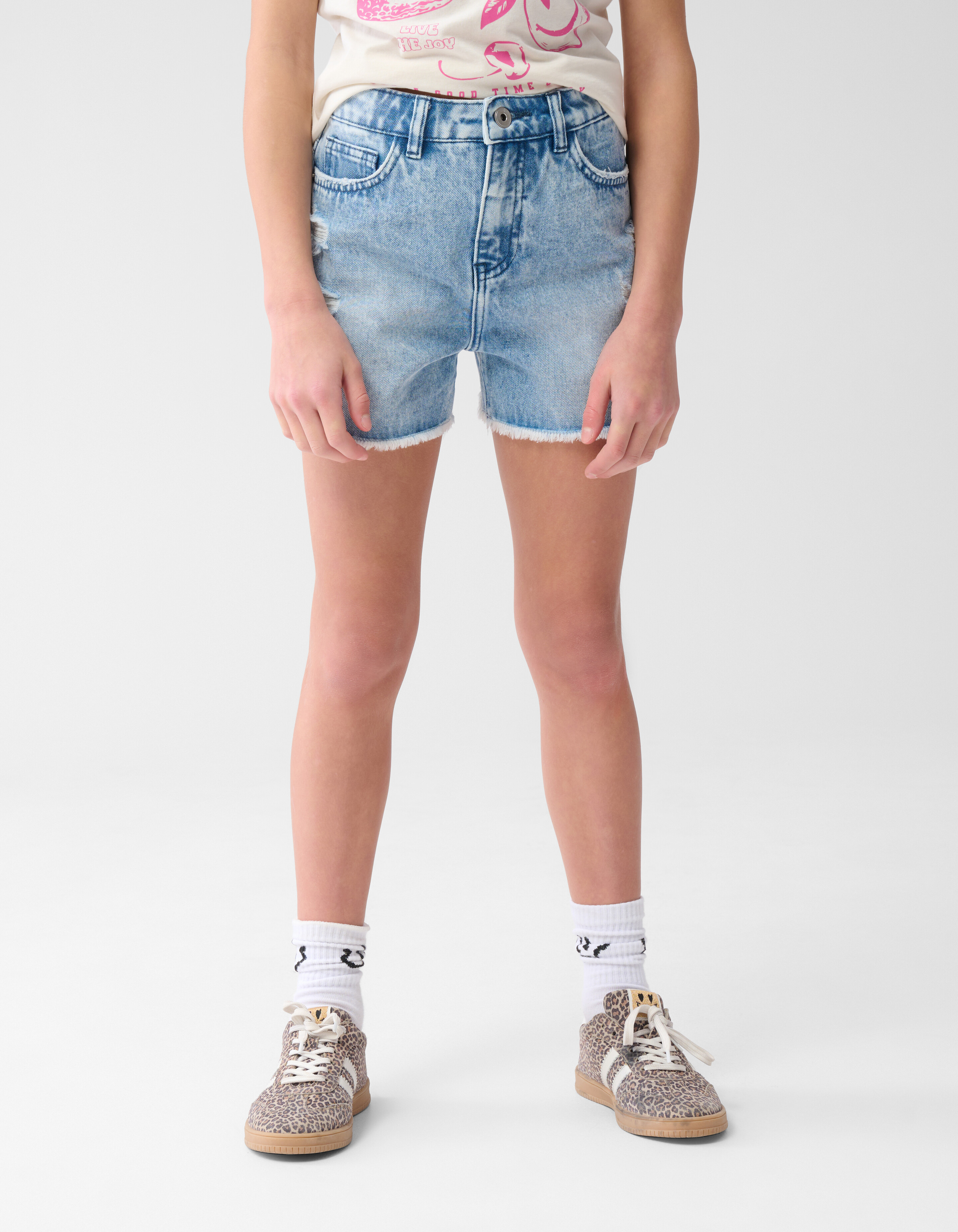 Destroy Denim Short Bleached SHOEBY GIRLS