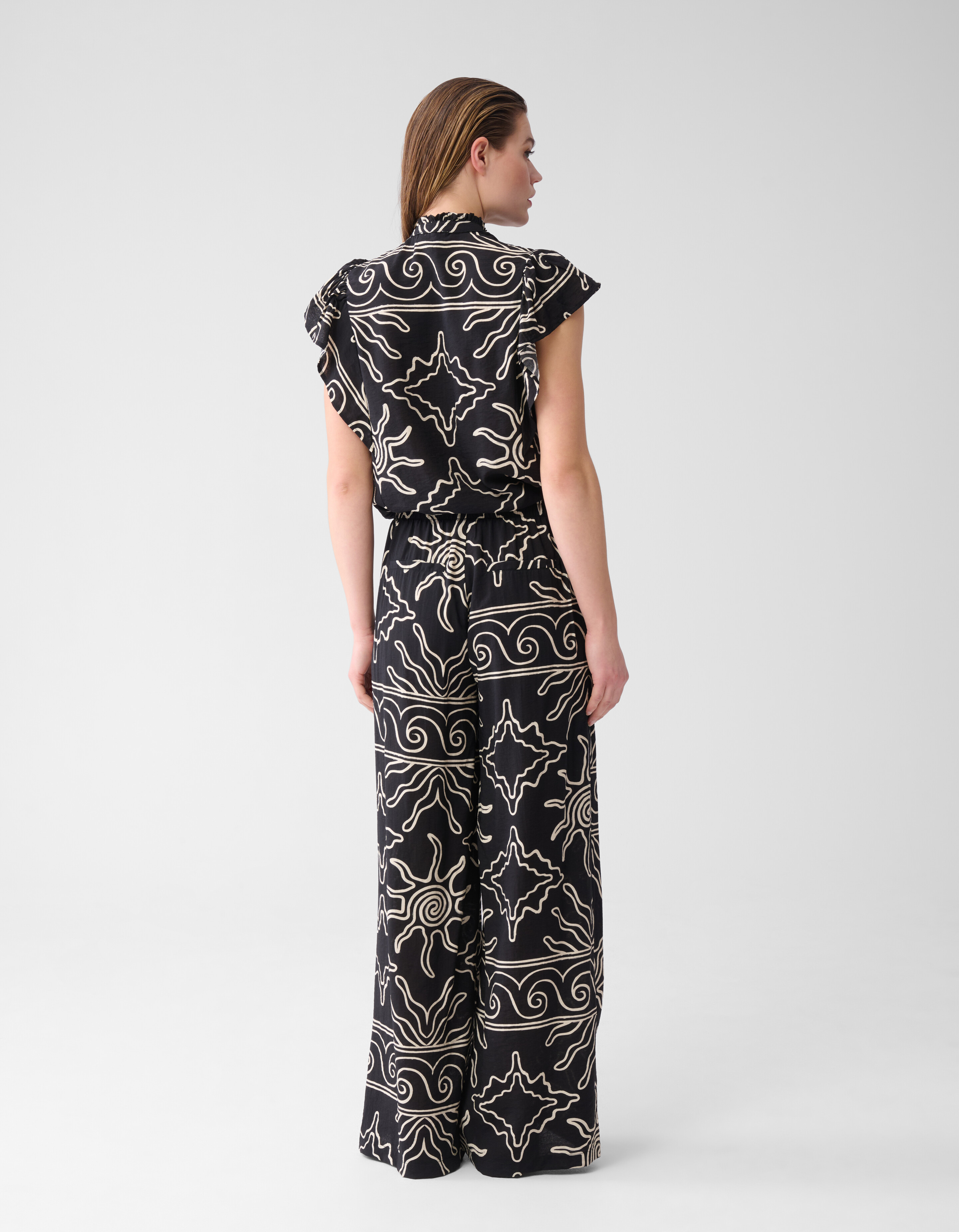 Printed Ruffle Top Zwart SHOEBY WOMEN