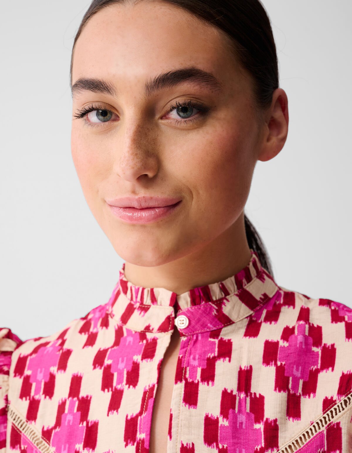 Printed Ruffle Top Roze SHOEBY WOMEN