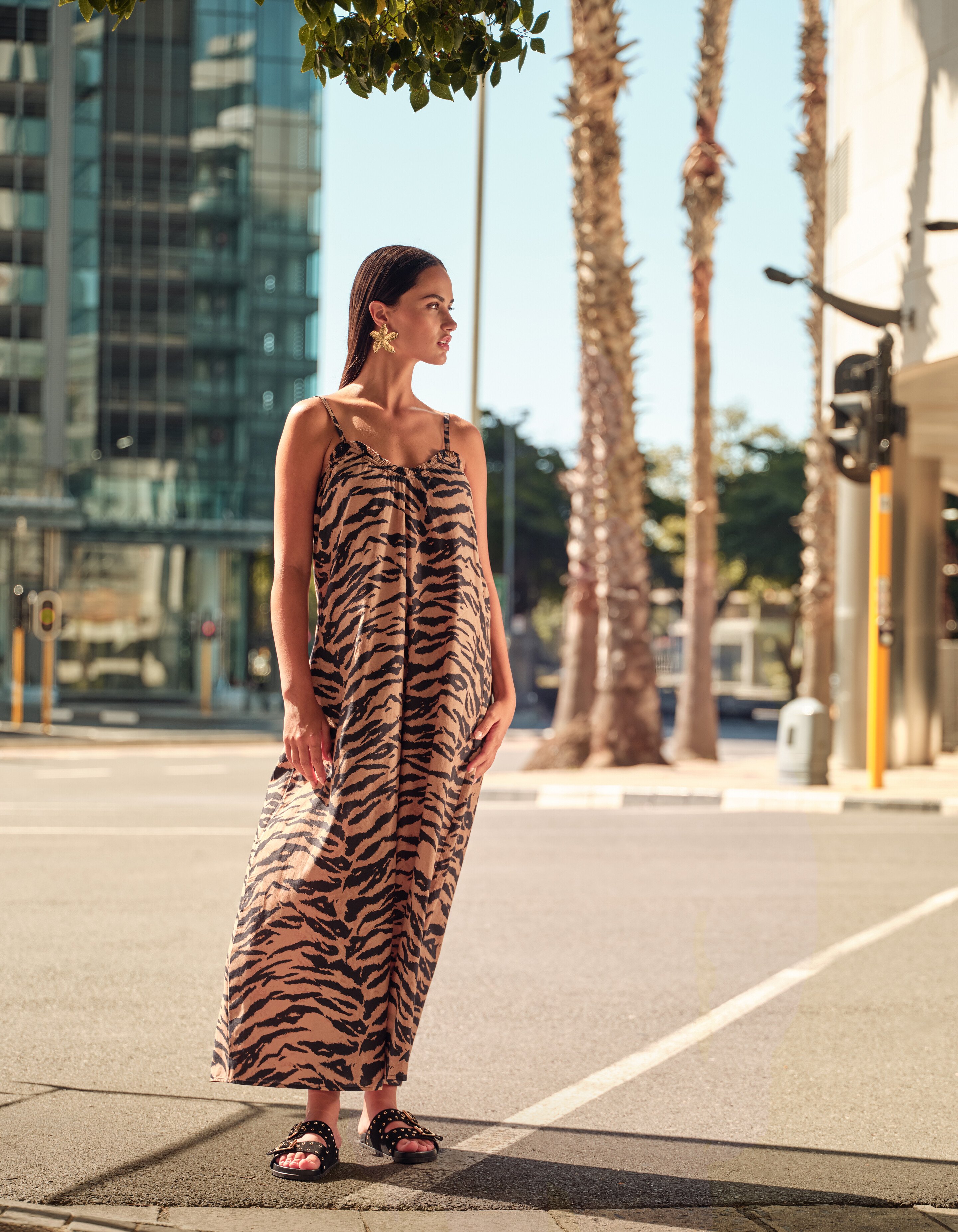 Tiger Maxi Jurk Bruin SHOEBY WOMEN