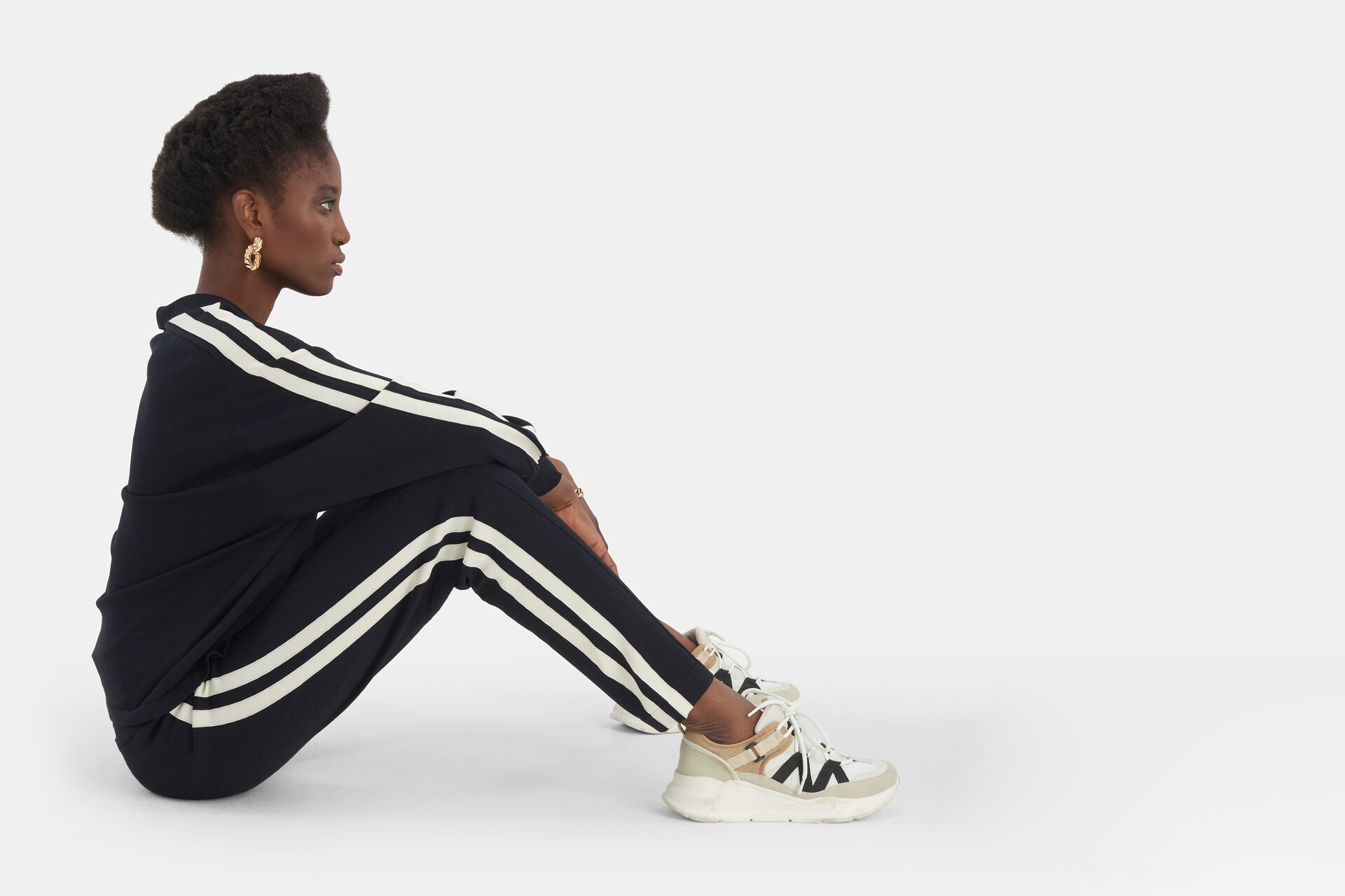 Sporty Knit Pullover EKSEPT