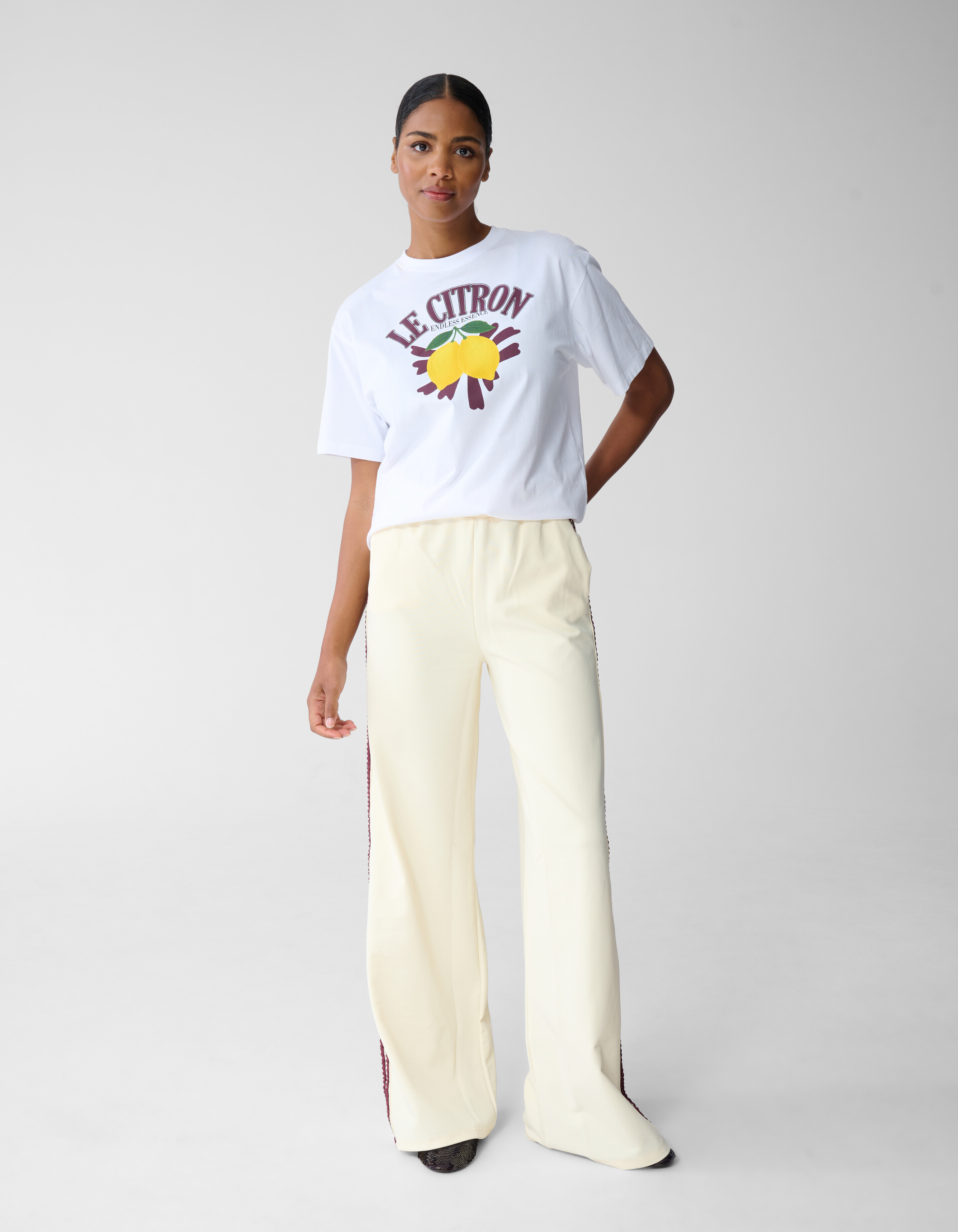 Oversized Le Citron Artwork T-shirt Wit SHOEBY WOMEN