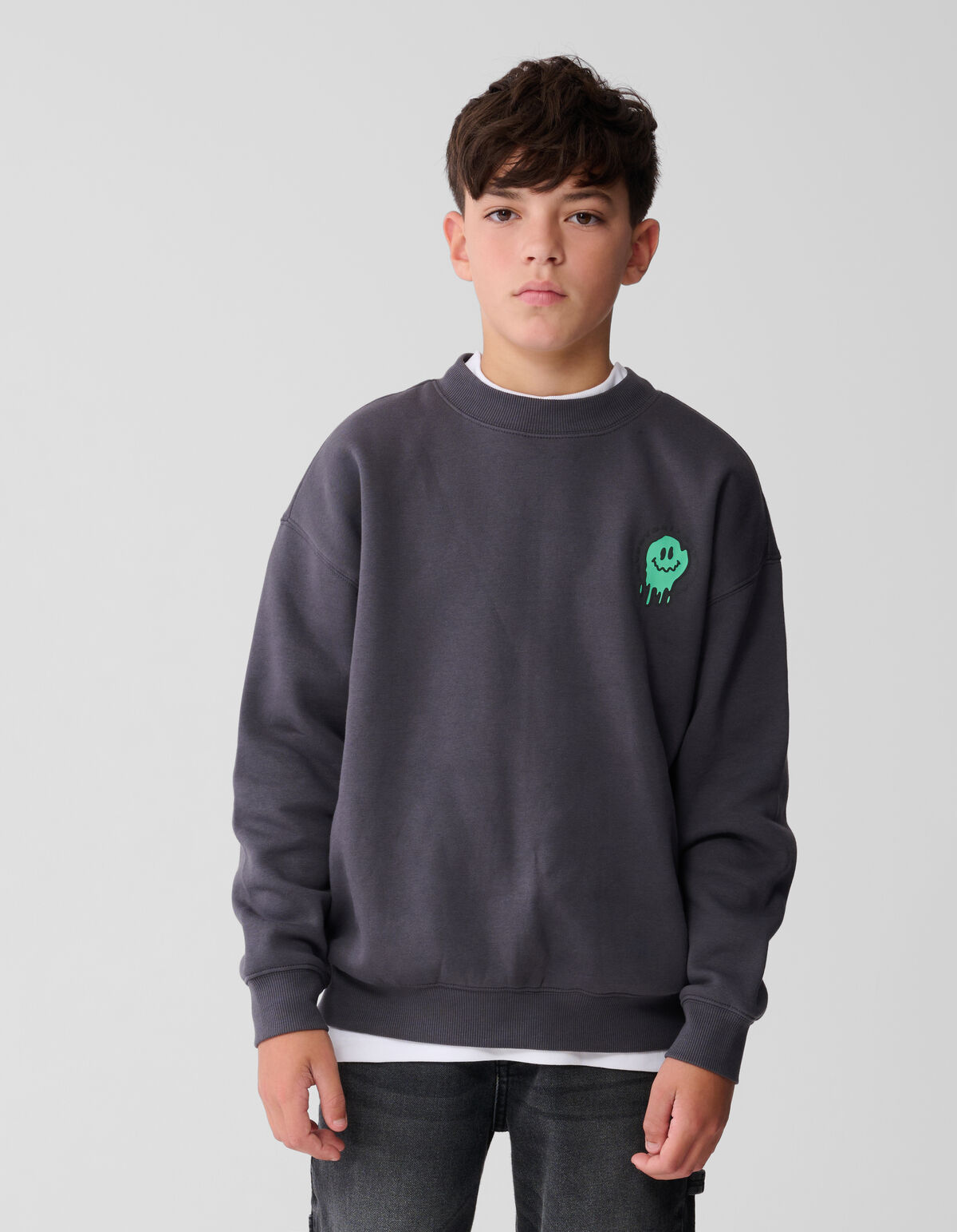 Smile Artwork Sweater Donkergrijs SHOEBY BOYS