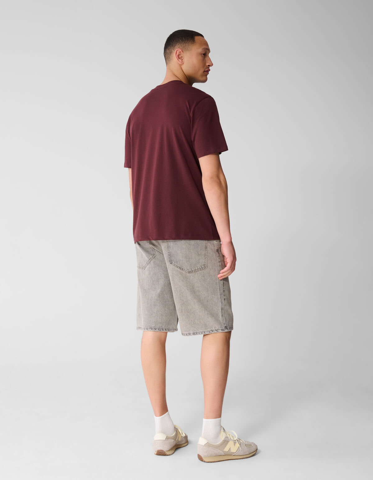 Gradient Logo Artwork T-shirt Donkerrood SHOEBY MEN