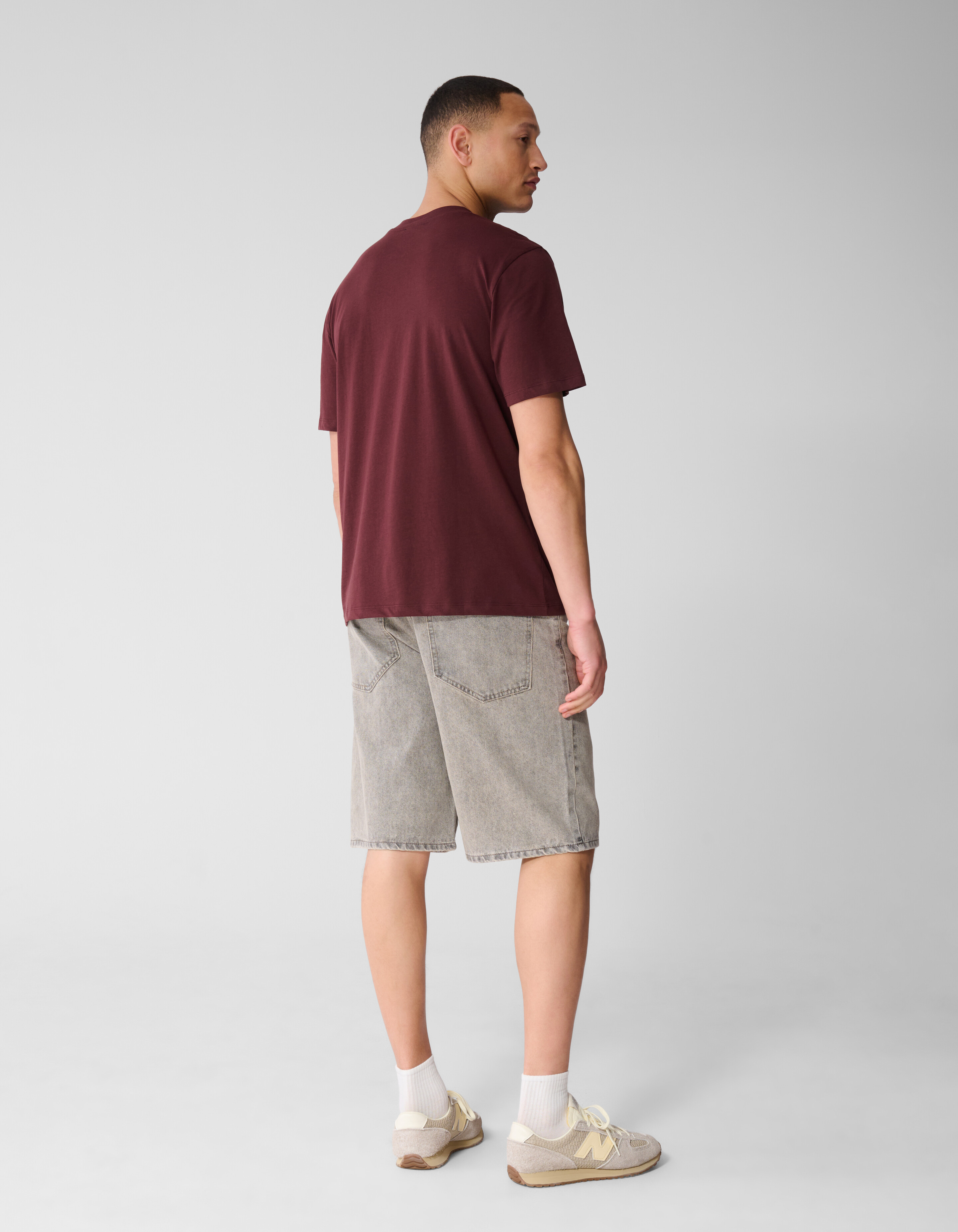 Gradient Logo Artwork T-shirt Donkerrood SHOEBY MEN