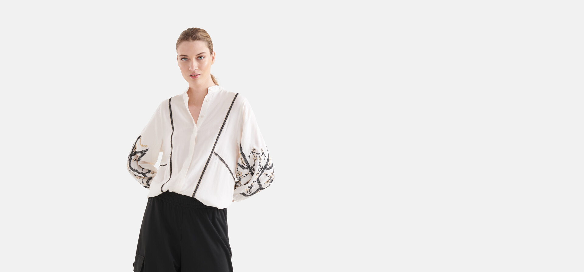 Embroidery Blouse Gebroken Wit By Mieke SHOEBY WOMEN