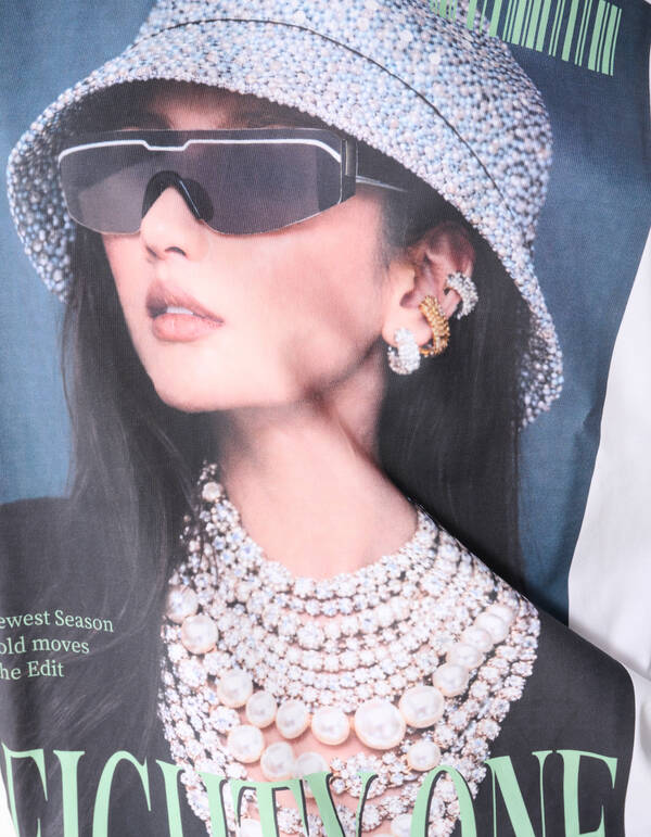 Oversized Pearl Magazine T-shirt Wit SHOEBY WOMEN