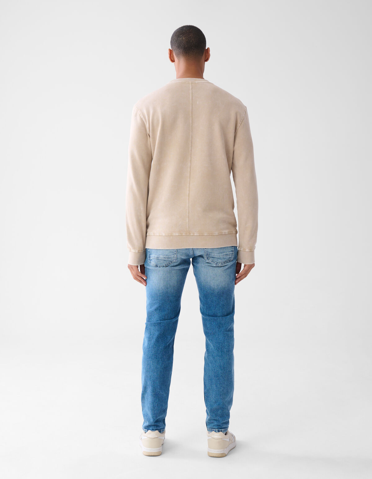Basis Sweater Washed Beige SHOEBY MEN
