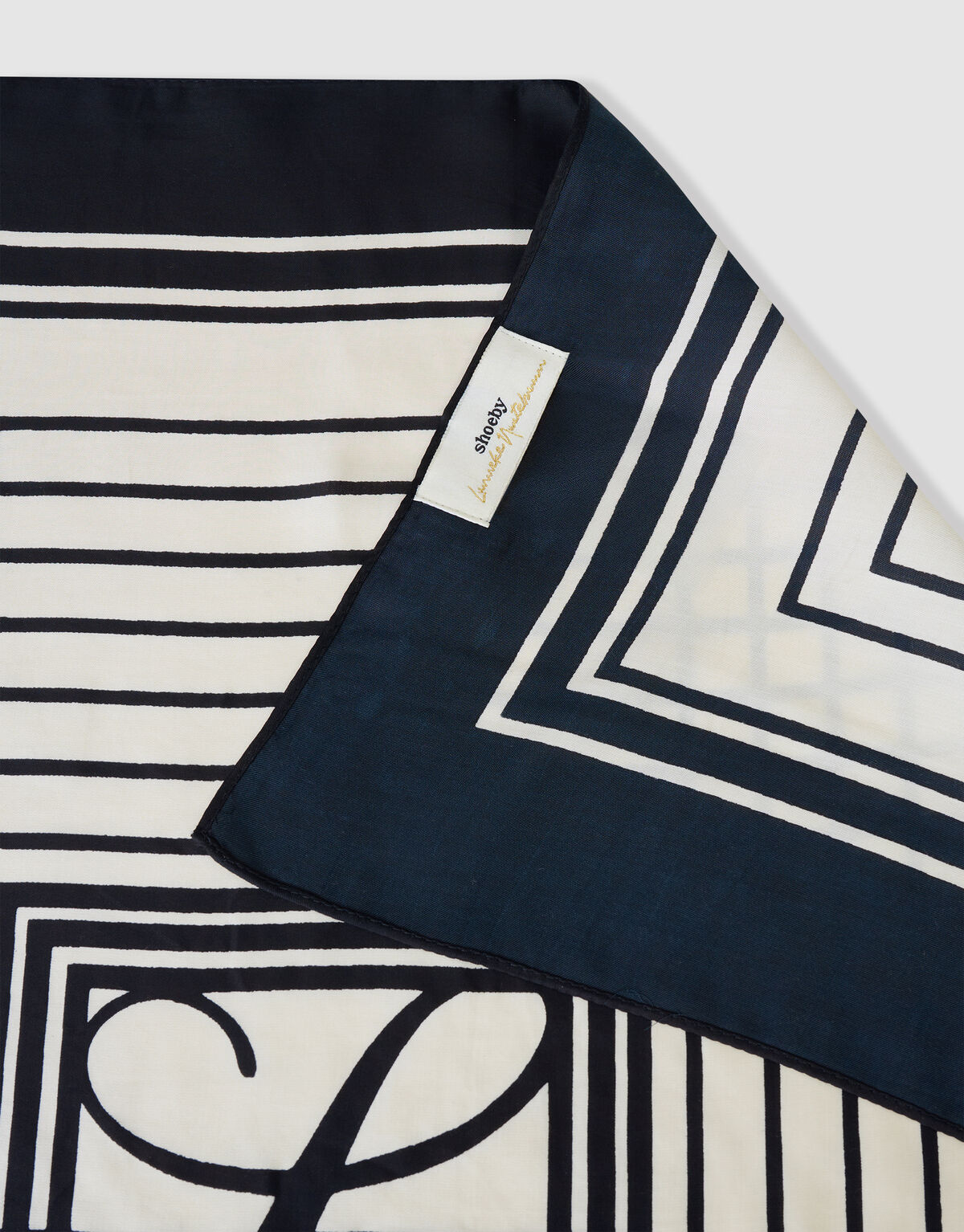 Printed Sjaal Zwart/Wit By Lonneke SHOEBY ACCESSOIRES