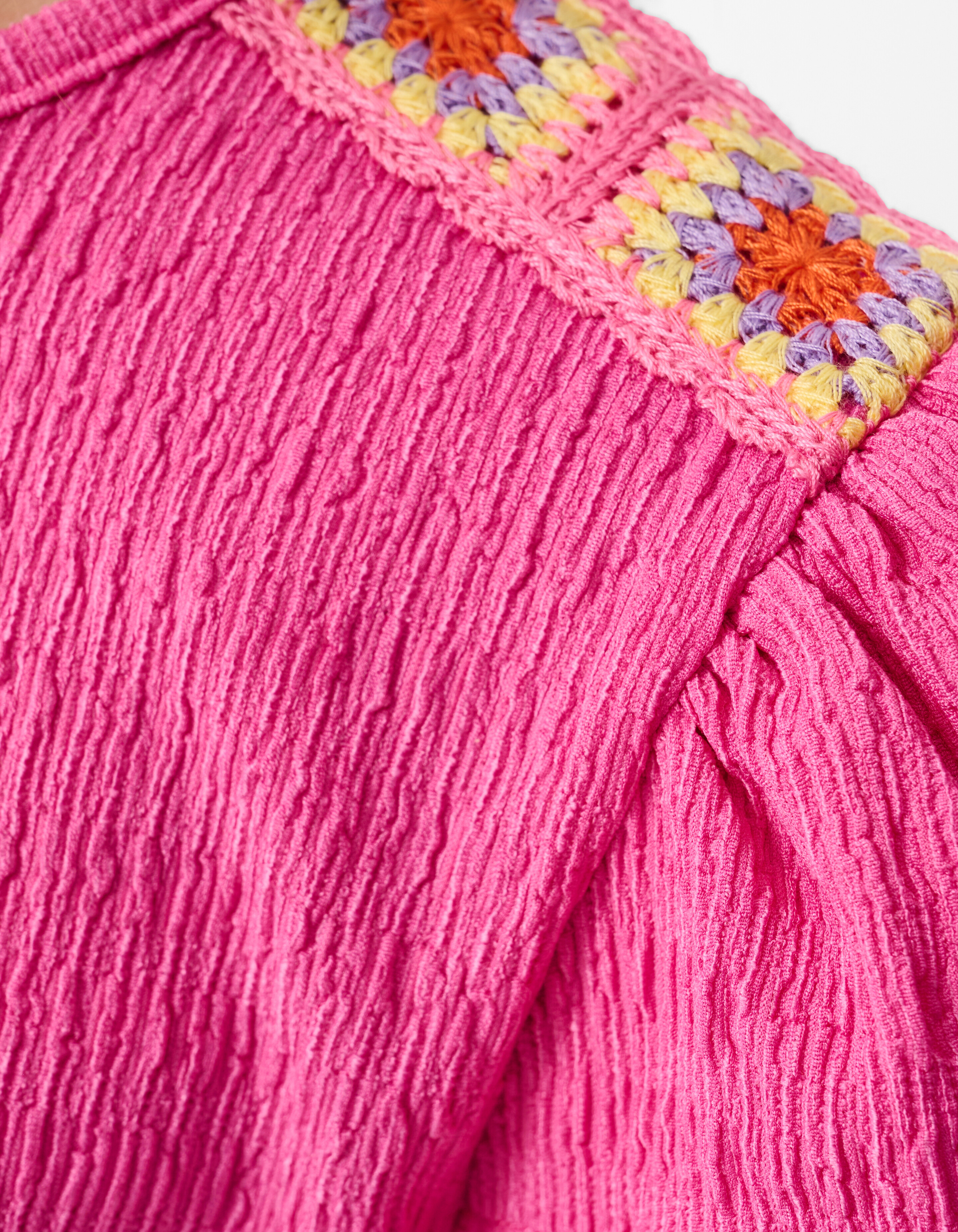 Crochet Crinkle Top Roze SHOEBY GIRLS