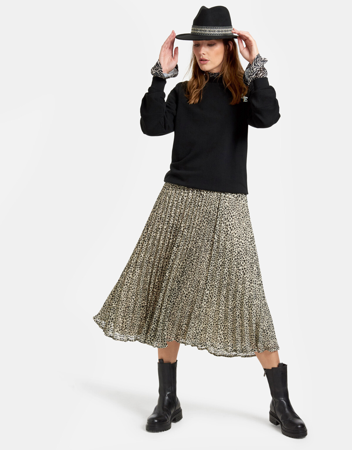 Week Sweater Eksept