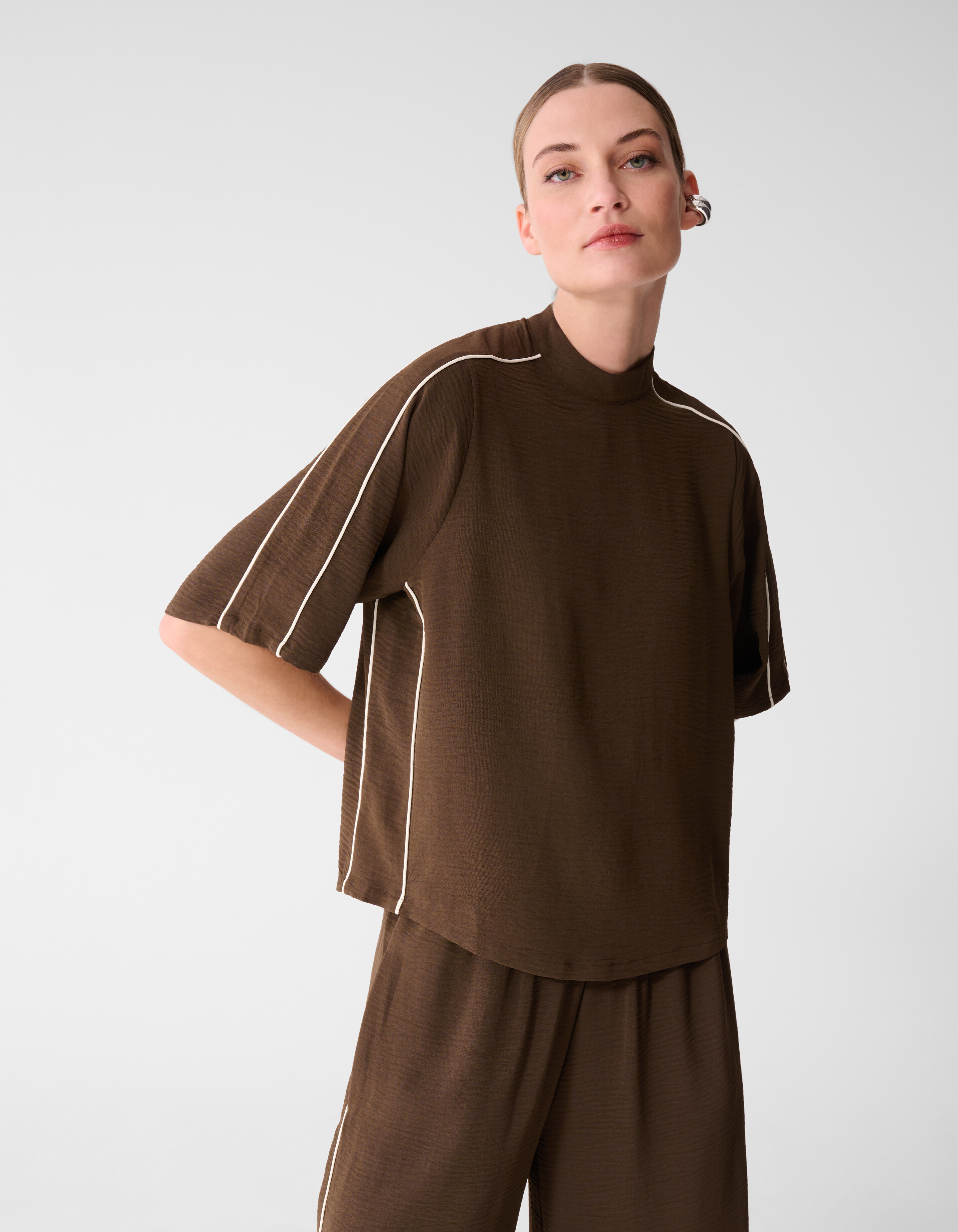 Twist Piping Top Bruin SHOEBY WOMEN