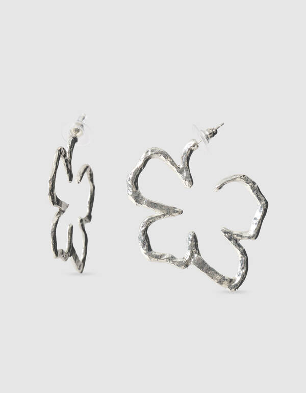 Flat Hammerd Flower Oorbellen Zilver SHOEBY ACCESSOIRES