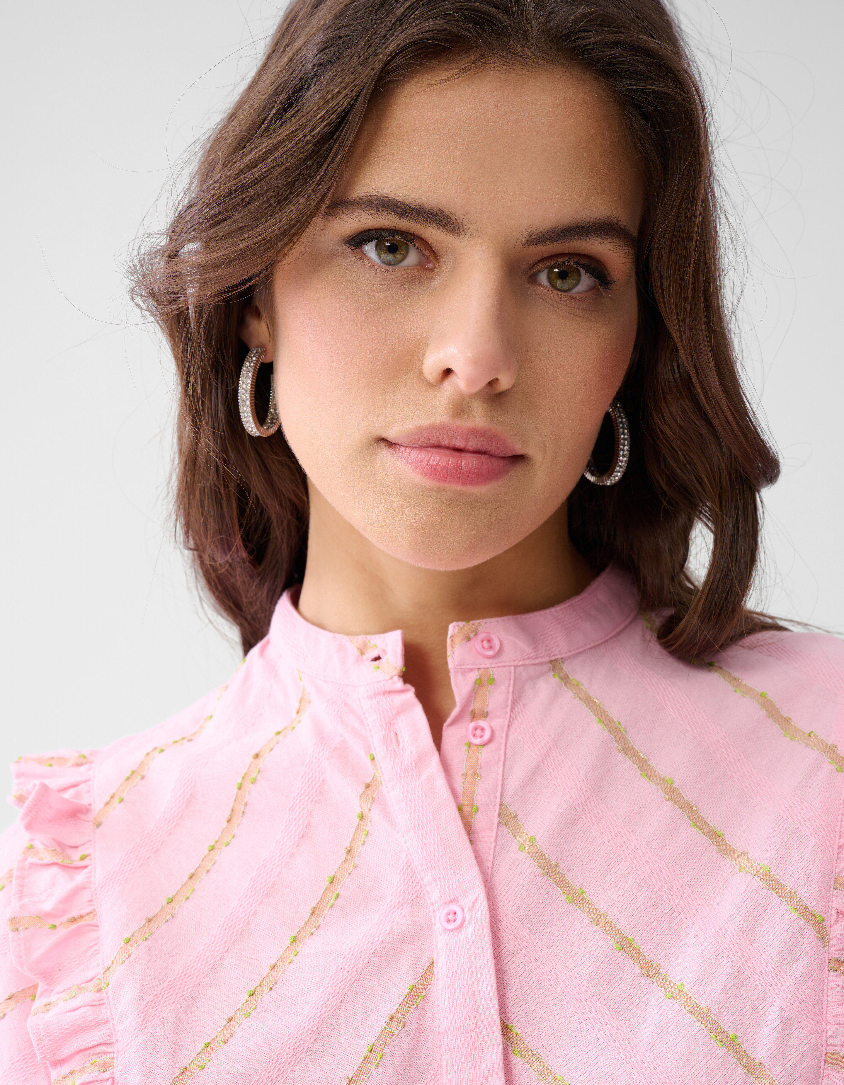 Jacquard Ruffle Blouse Roze SHOEBY WOMEN