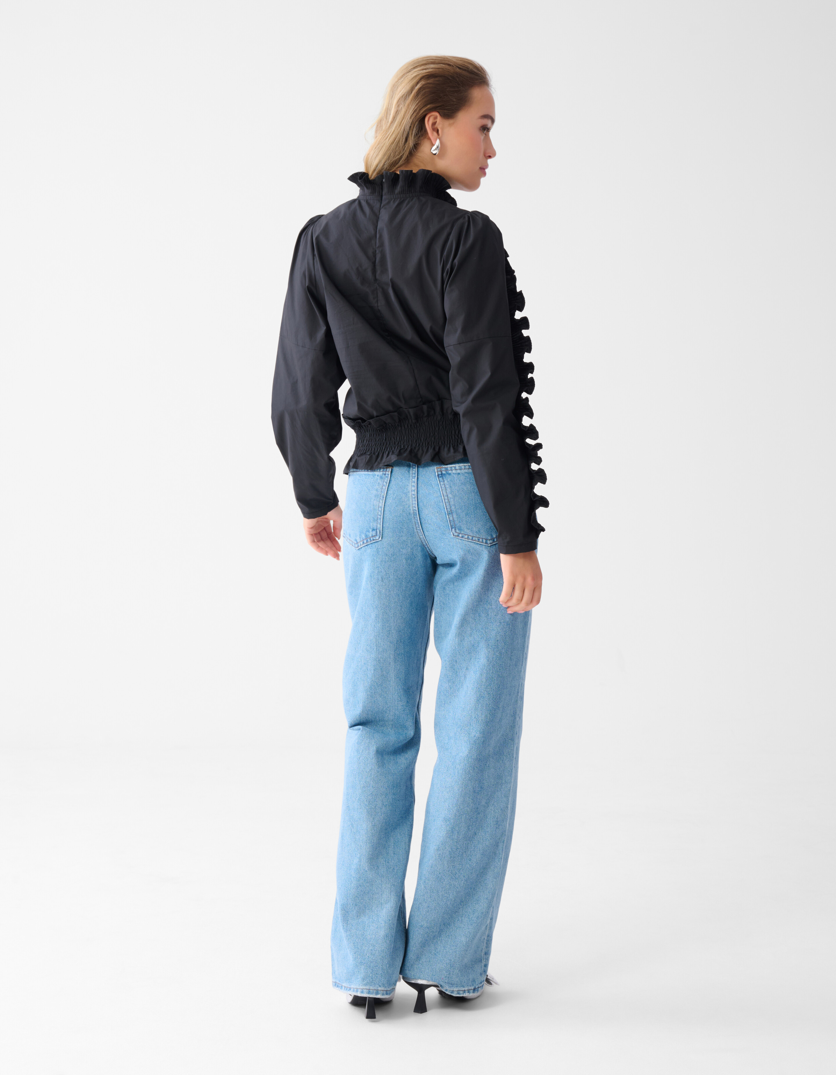 Ruffle Top Zwart SHOEBY WOMEN