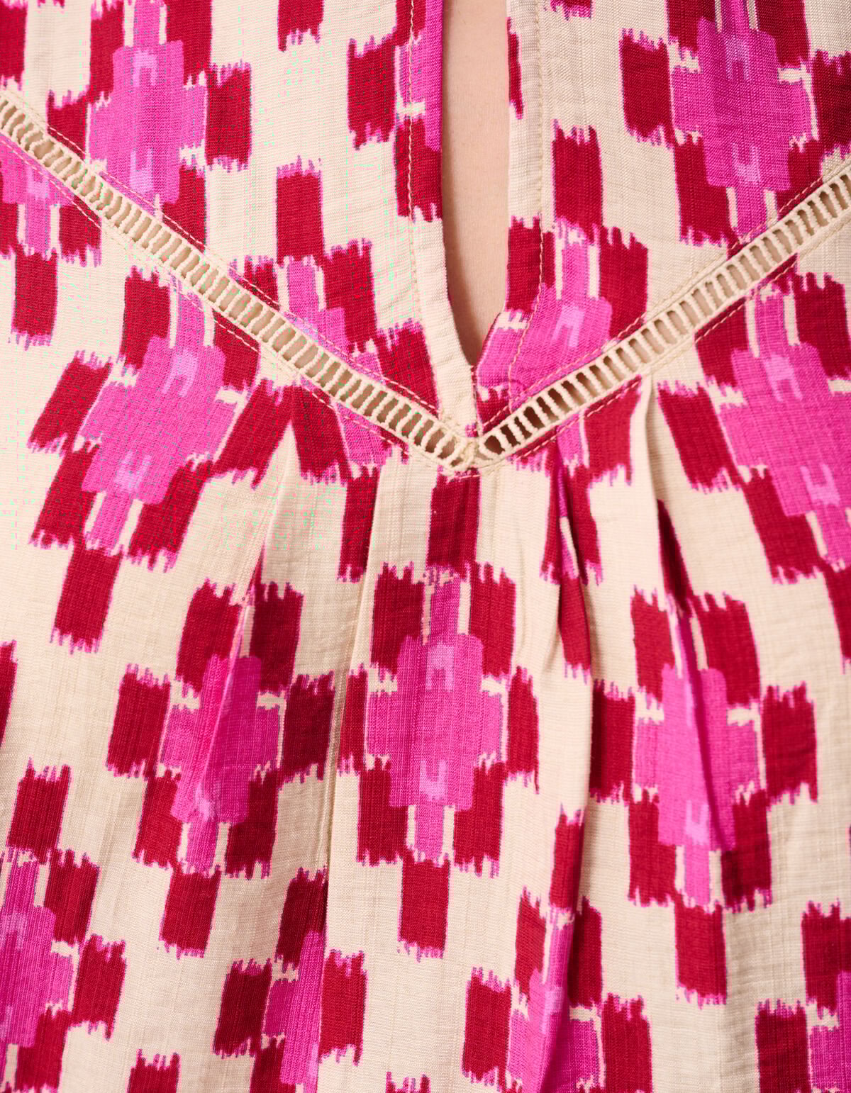 Printed Ruffle Top Roze SHOEBY WOMEN