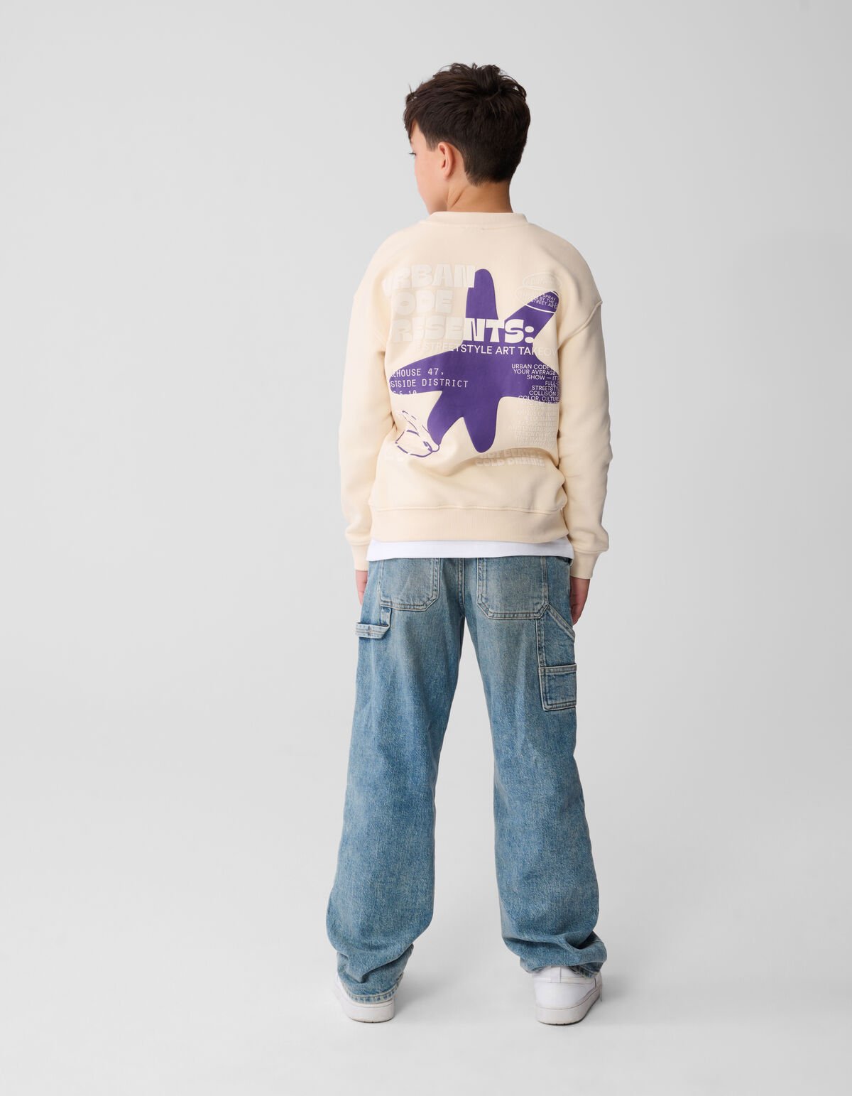 Urban Artwork Sweater Beige SHOEBY BOYS