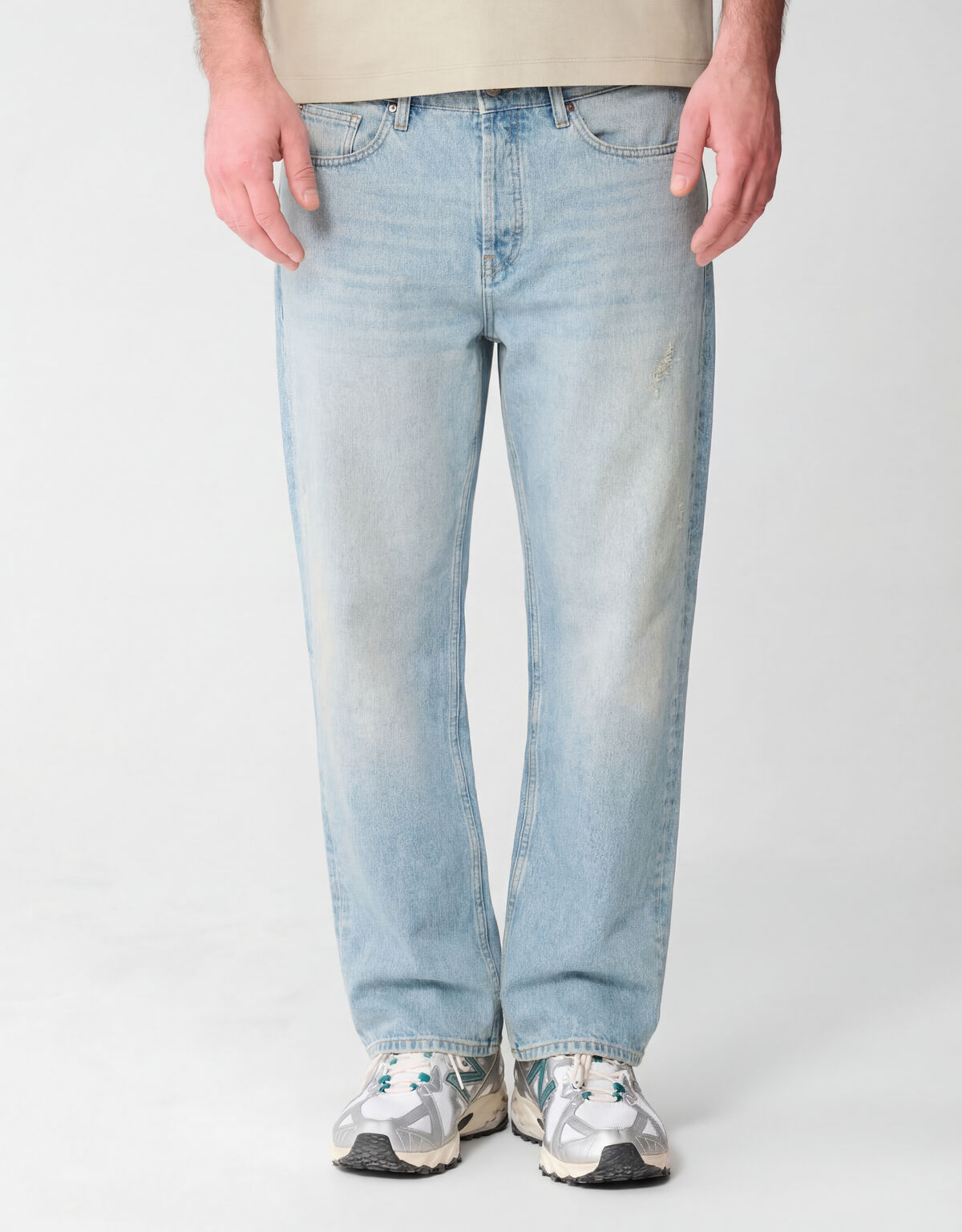 Destroy Relaxed Fit Jeans Bleached L32 SHOEBY MEN