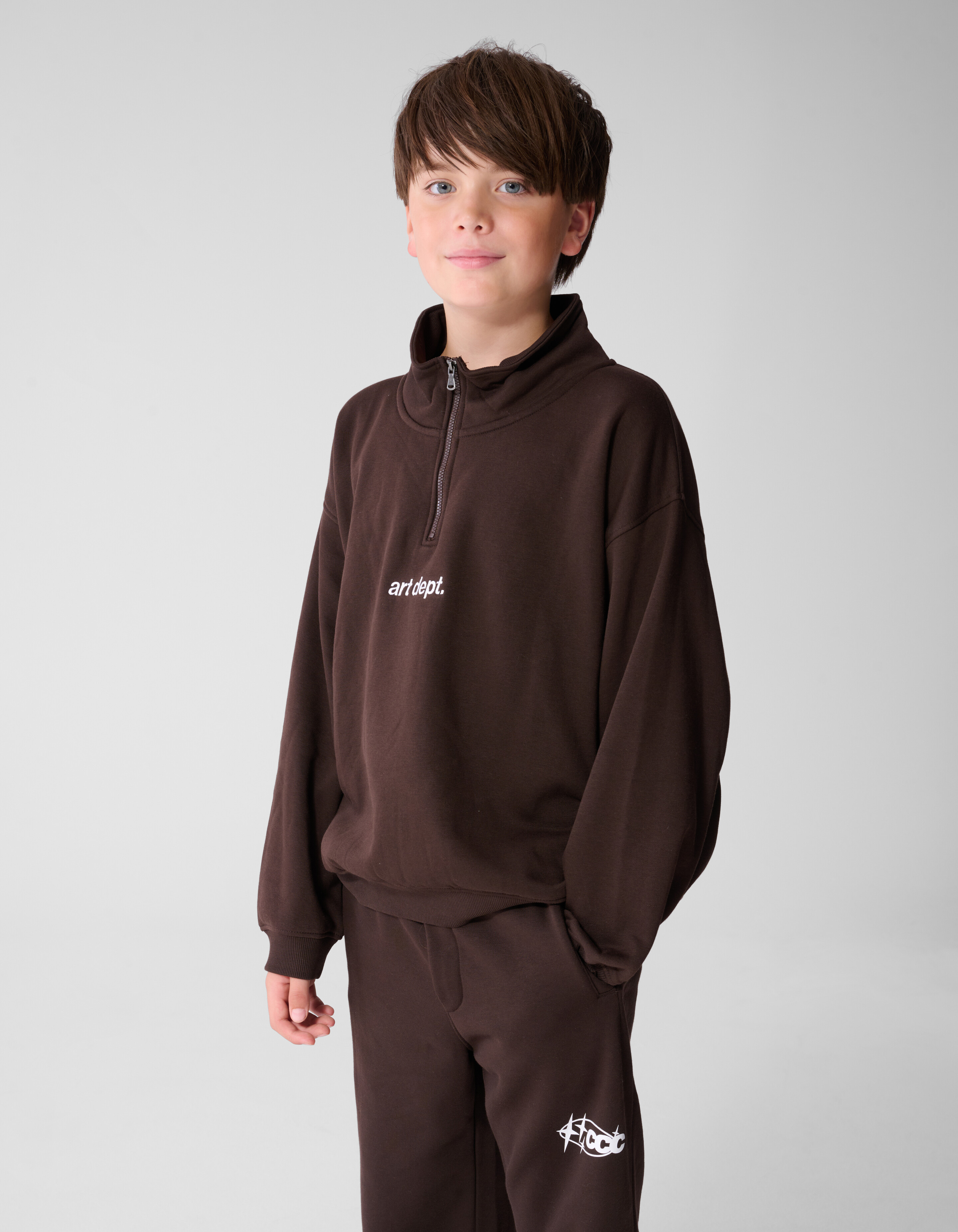 Art Dept Sweater Donkerbruin SHOEBY BOYS