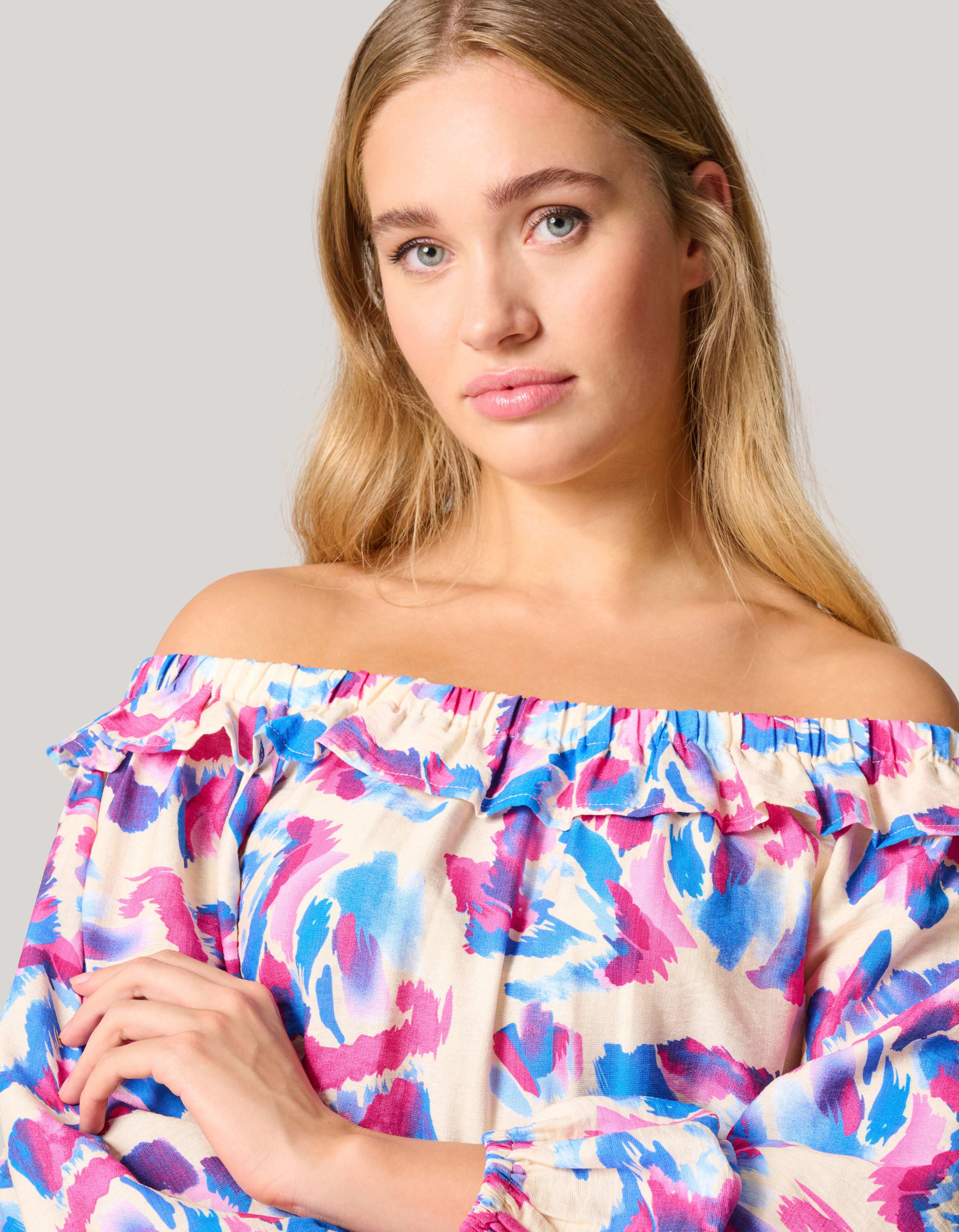 Printed Off Shoulder Top Gebroken Wit SHOEBY WOMEN