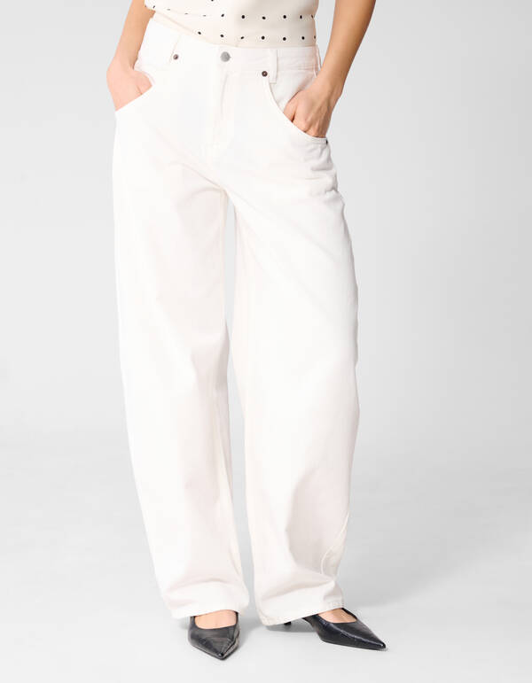 Straight Fit Jeans Wit By Monica SHOEBY WOMEN
