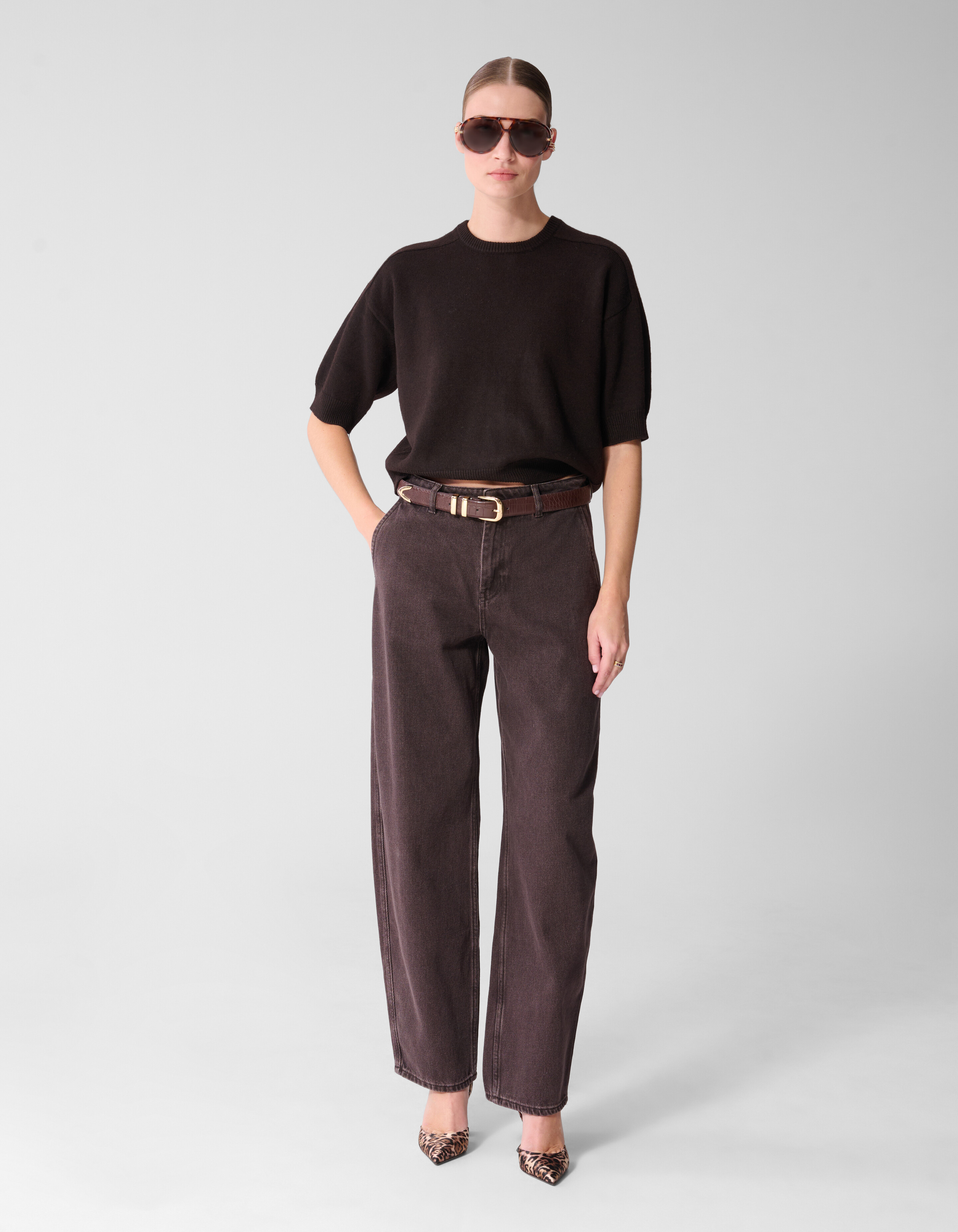 Shortsleeve Gebreide Trui Donkerbruin By Mieke SHOEBY WOMEN