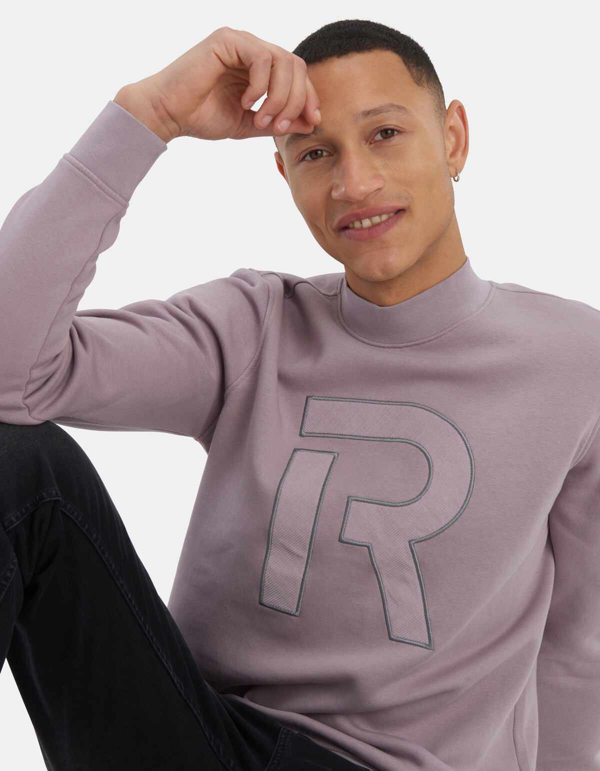 Jaro Sweater