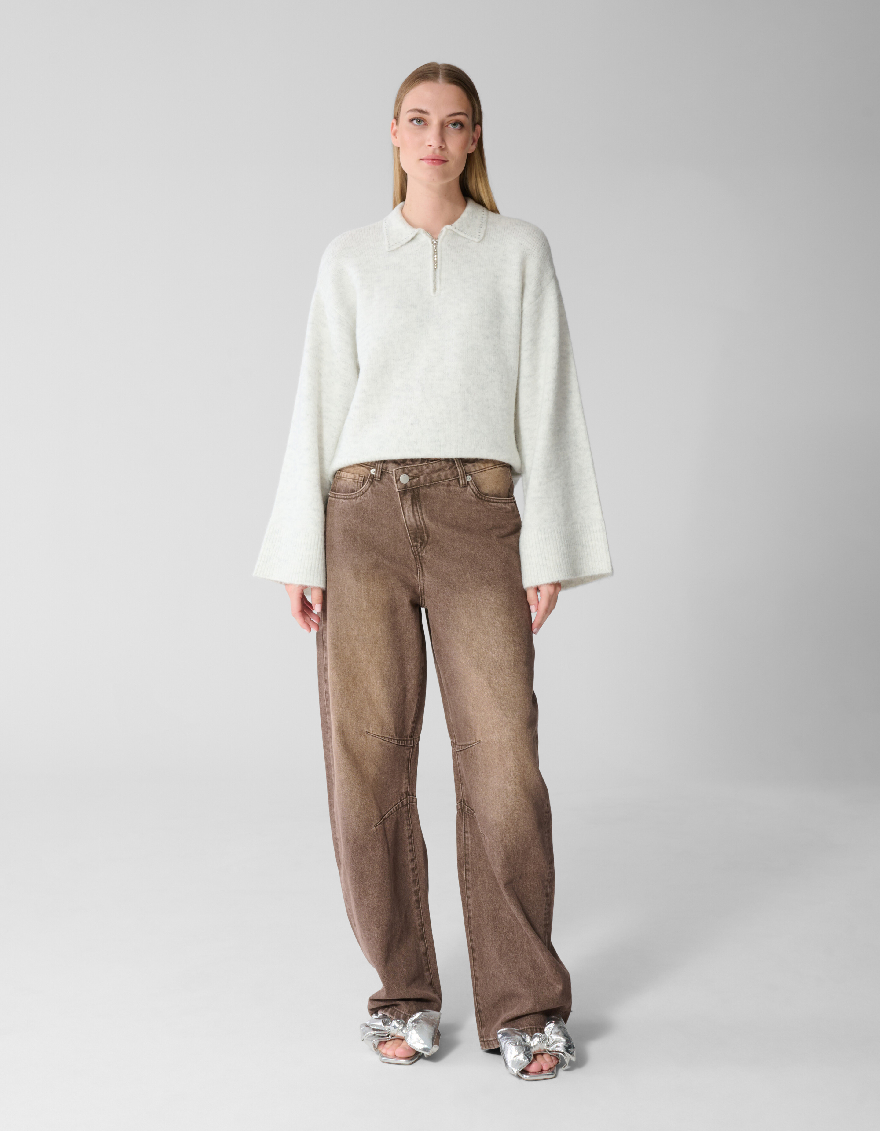 Asymmetric Barrel Fit Jeans Washed Bruin SHOEBY WOMEN